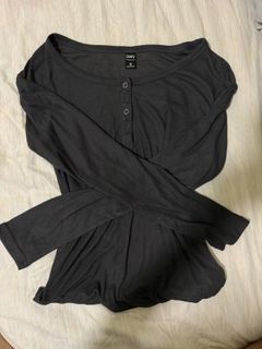 (Category: ) located in . Submitted by vyywl (Listing ID 1419569141, Image 1). Description: .