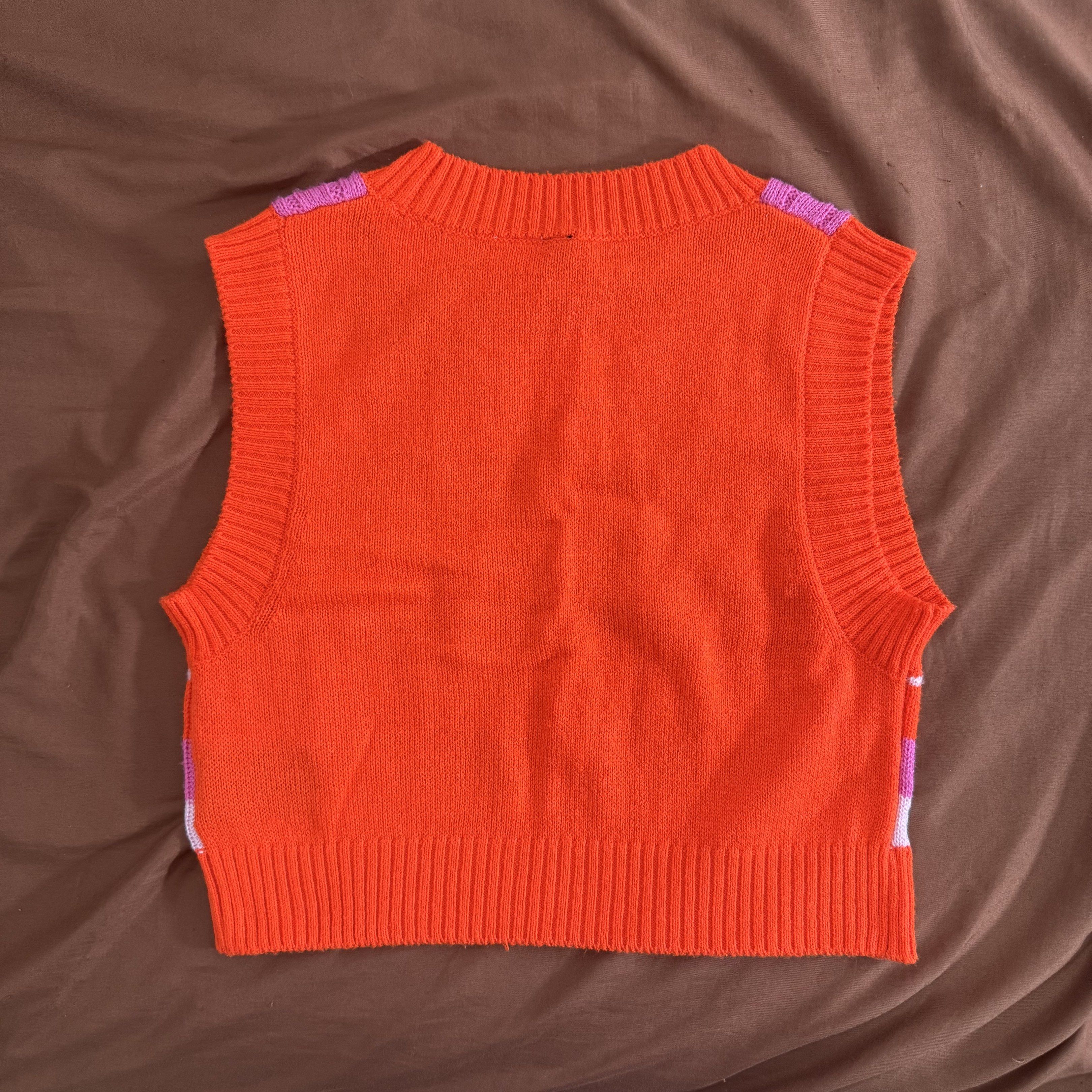 h&m striped knit top (Category: Sleeveless) located in Quezon City. Submitted by va_v2 (Listing ID 1419497675, Image 2). Description: h&m colorful striped knit top (s) 🏷️ 300.