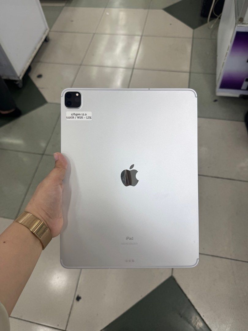 Ipad Pro 2020 4th Gen 512gb LTE No issue (Category: iPad) located in San Juan City. Submitted by javedsgadgetshop (Listing ID 1419559436, Image 1). Description: INSTALLMENT OPTIONS : SPAY LATER / GGIVES / CREDIT CARD! WE BUY AND SELL SO PWEDE MAGBINTA OR SWAP ! Quick Specs : 💵 Ipad Pro 12.9 2020 4thgen •512gb •NTC Variant •Good batt health •Factory Unlock •95% Smoothness •No hidden issue | No Repaired •100% Authentic | Not Refurbished •w/ OEM Ch