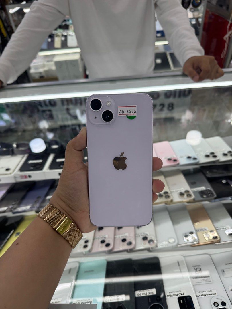 Iphone 14+ 256gb Good Batt FU No issue (Category: iPhone 14 Series) located in San Juan City. Submitted by javedsgadgetshop (Listing ID 1419561448, Image 1). Description: INSTALLMENT OPTIONS : SPAY LATER / GGIVES / CREDIT CARD! WE BUY AND SELL SO PWEDE MAGBINTA OR SWAP ! Quick Specs : 💵 Iphone 14+ •256gb •NTC Variant •Good batt health •Factory Unlock •95% Smoothness •No hidden issue | No Repaired •100% Authentic | Not Refurbished •w/ OEM Charger