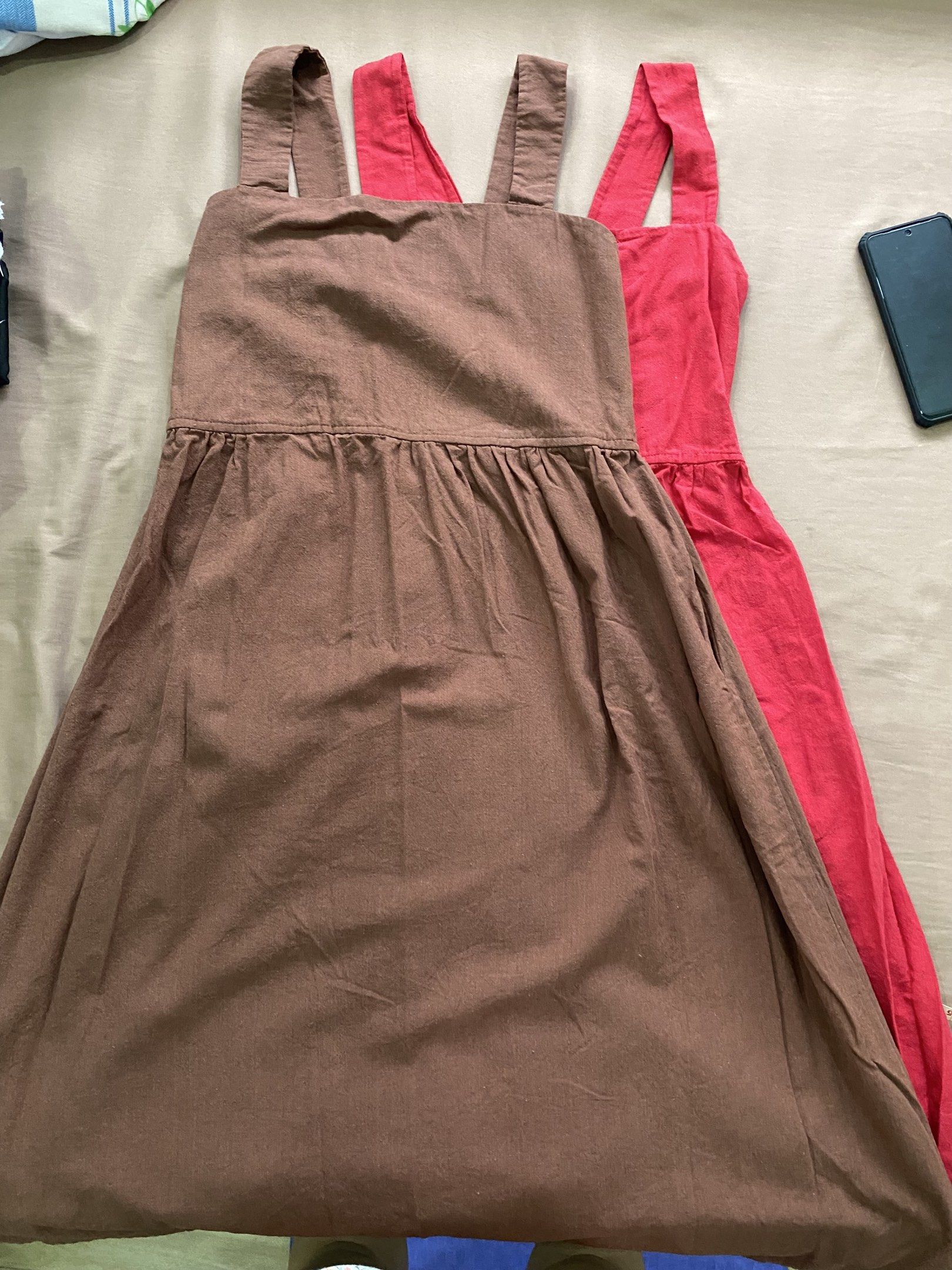 2 pcs LINEN dress (Category: Dresses) located in Las Pinas. Submitted by decluttermomsh (Listing ID 1419414795, Image 2). Description: beat fit small-medium body frame good condition pang aura ngayon summer payment thru gcash plus sf .