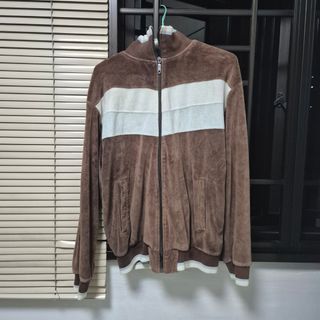 (Category: ) located in . Submitted by mtbislm (Listing ID 1419531878, Image 1). Description: .