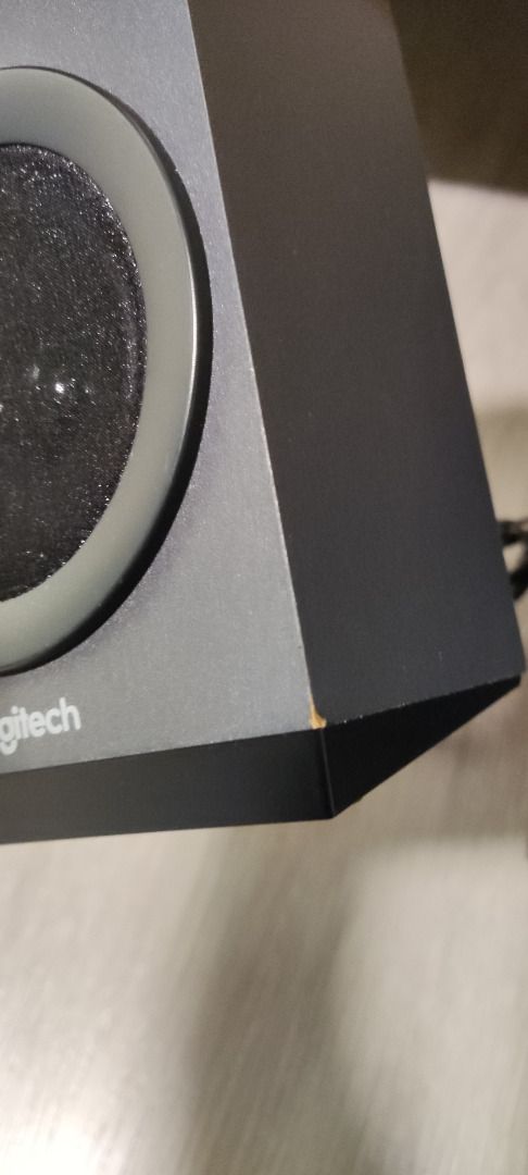 Logitech Z333 2.1 Speaker System65671937341697112
