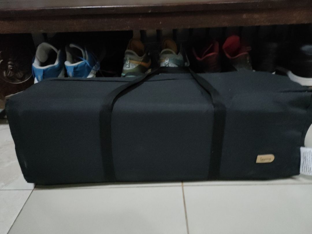 Looping Pack and Play (Category: Cots & Cribs) located in Manila. Submitted by fundraising_for_althon (Listing ID 1419469716, Image 2). Description: - Looping pack and play - Perfect for travel or home use - Includes a convenient carrying bag - Dark gray color NO ISSUES.