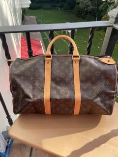 (Category: ) located in . Submitted by forbesclosetsale (Listing ID 1419465774, Image 1). Description: .