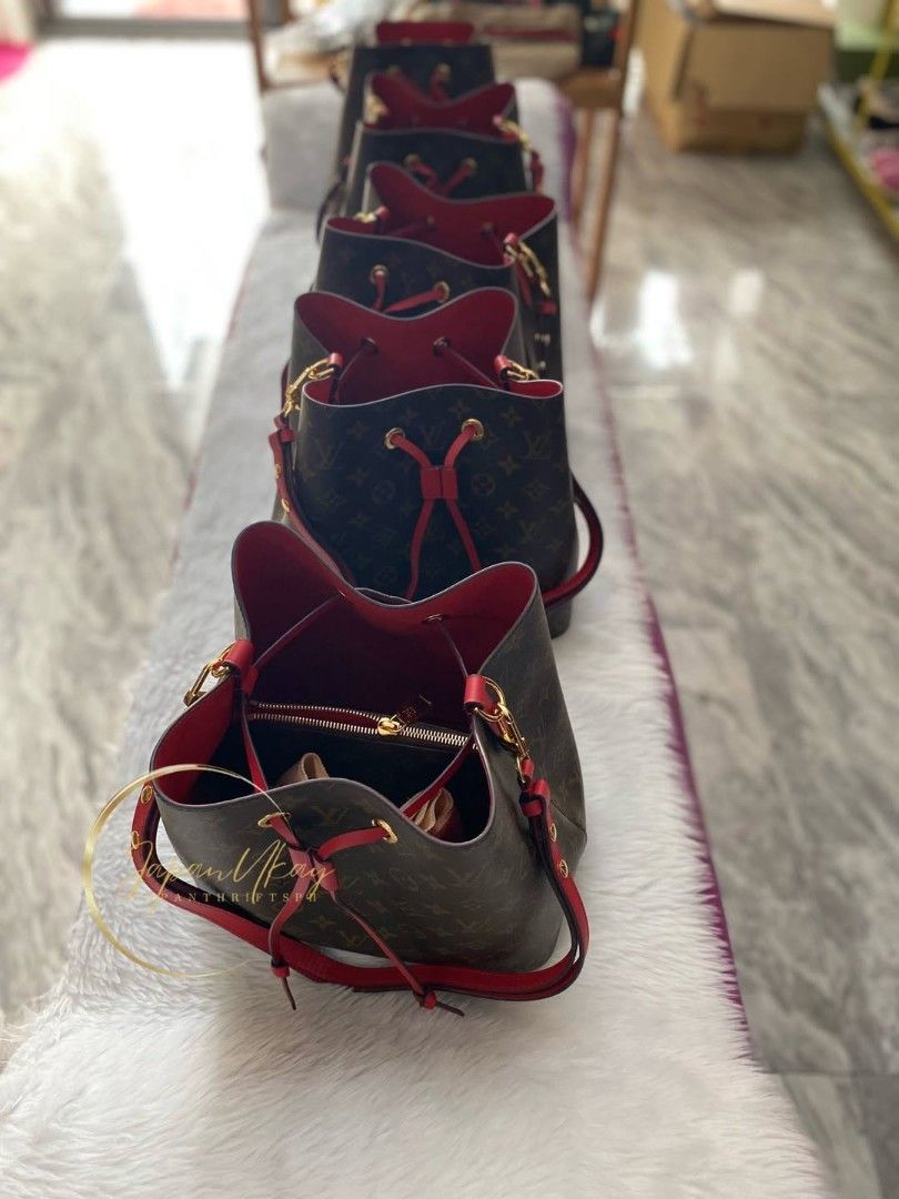Louis Vuitton NeoNoe Drawstring Bucket (Category: Luxury Bags & Wallets) located in Manila. Submitted by jadasy_vintagefinds (Listing ID 1419546482, Image 2). Description: Japan Auction Sourced LV NeoNoe drawstring buckets 🤩 12,500k each only sisters. Only one with box rest with dust bag only. All in great pre-owned condition. 📦 LBC, JNT, JRS Provincial Areas 💸 COD in Metro Manila only 🛵 Same-day delivery via Lalamove/Grab 🌏 Worldwide Shippi