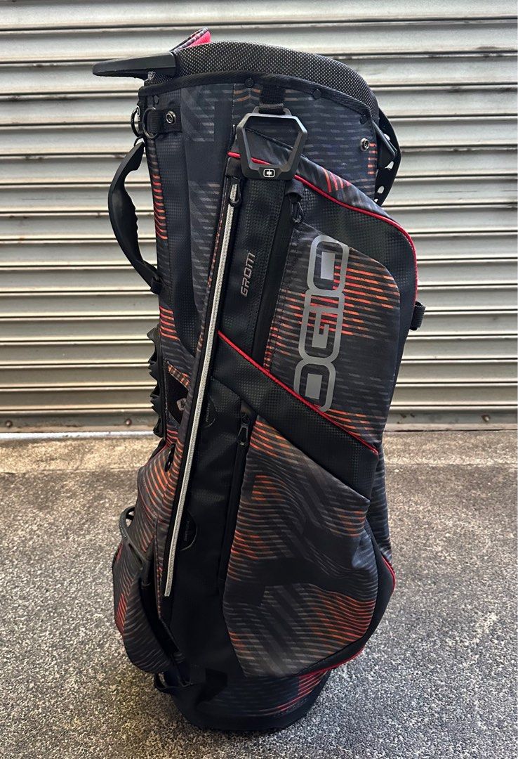 OGIO Grom XX Golf Bag, Black/Red (Category: Golf) located in Pasay City. Submitted by jen.pen (Listing ID 1419486912, Image 2). Description: OGIO Grom XX Golf Bag, Black/Red * No Stand * Pleasee see pics for item condition .
