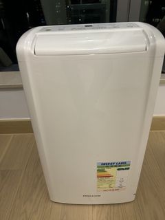 （分類：）位於 。 由 myyoungpadawan 提交（商品編號 1419430305，圖片 1）。簡介： 。