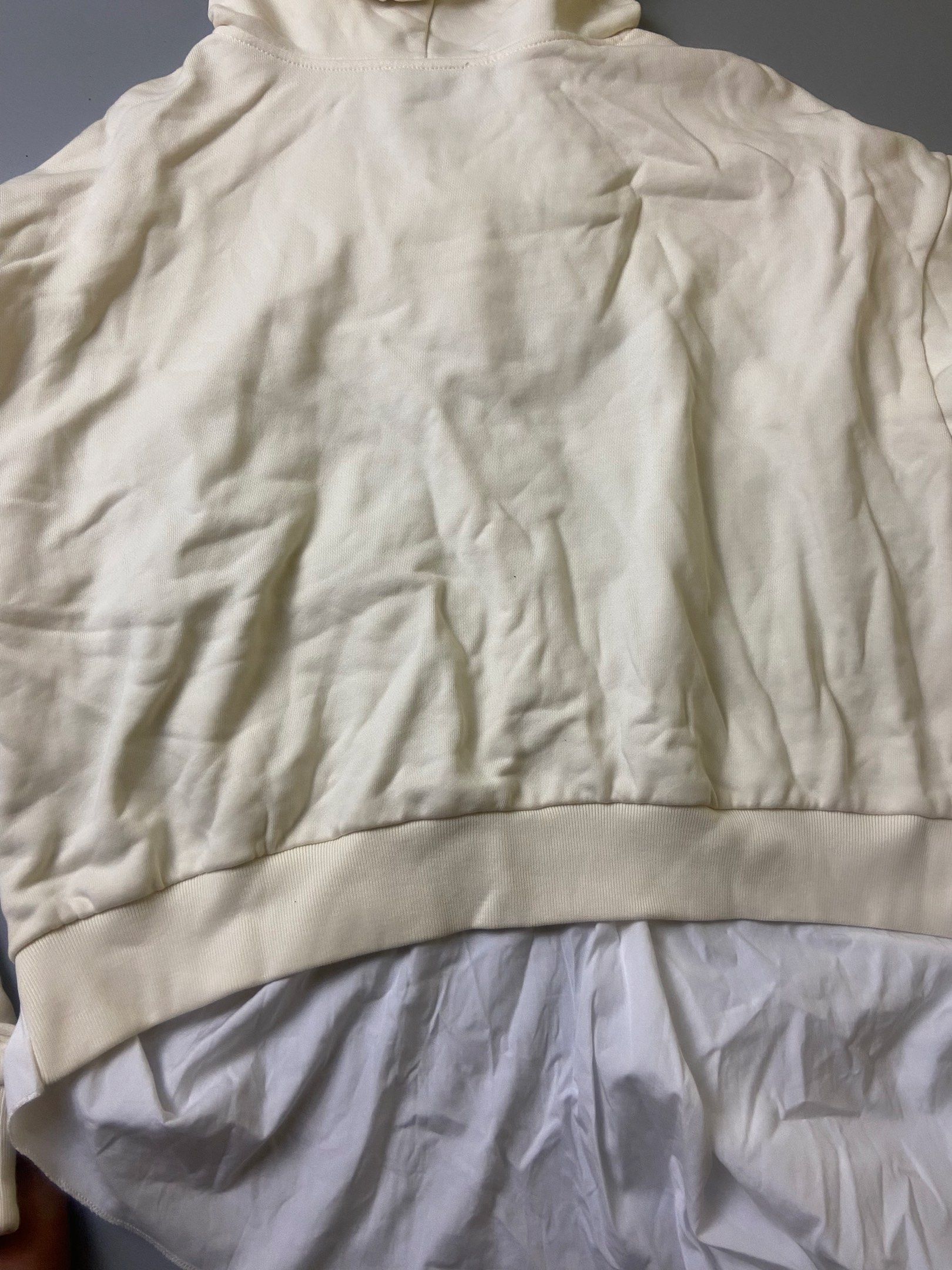 phillip lim (Category: Longsleeves) located in San Fernando. Submitted by dippedrops (Listing ID 1419540734, Image 3). Description: phillip lim excellent condition no issue .
