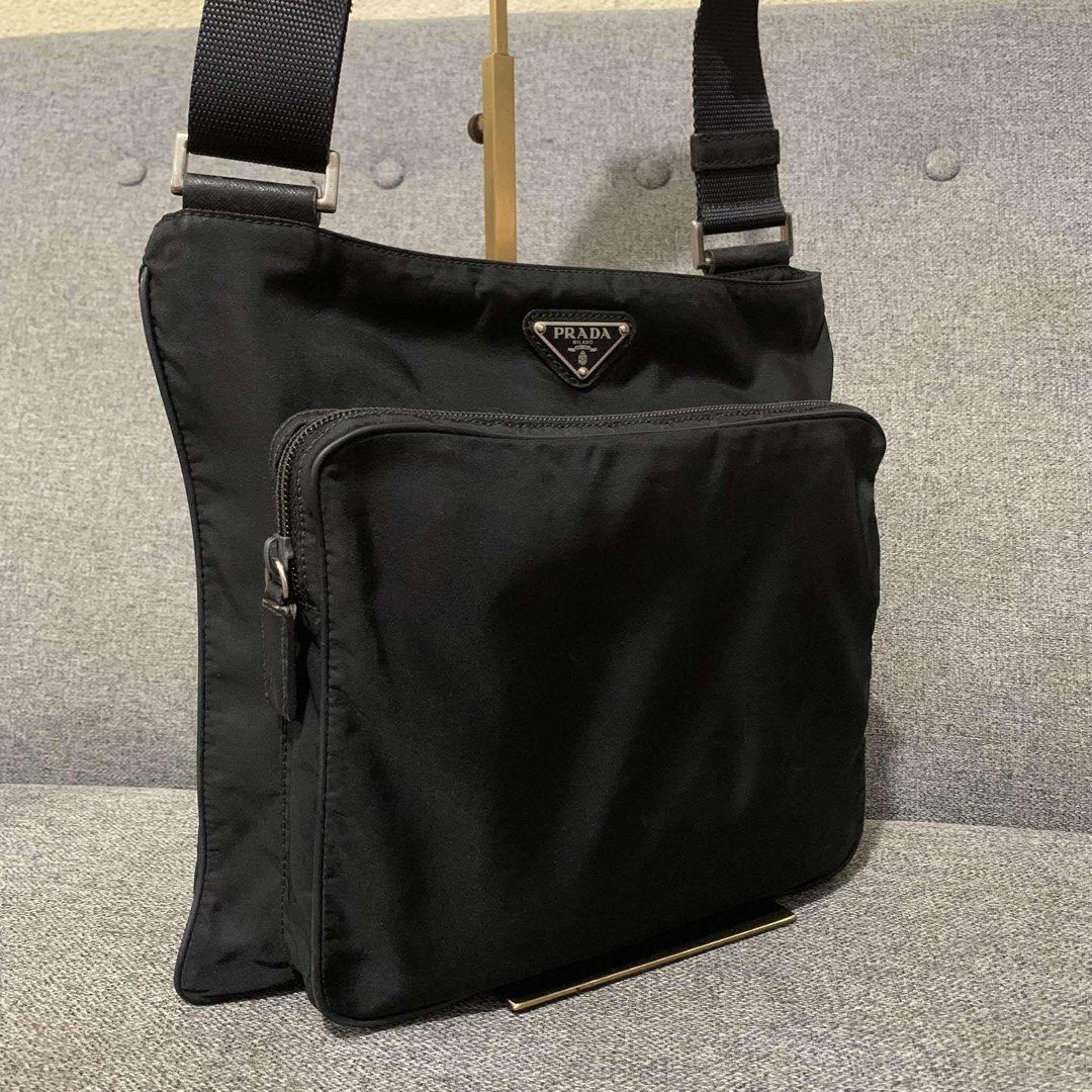 PRADA NYLON SLING BAG (Category: Luxury Bags & Wallets) located in Madrid. Submitted by jhunaceee (Listing ID 1419395800, Image 3). Description: 💯ORIG VERY GOOD CONDITION BAG ONLY.