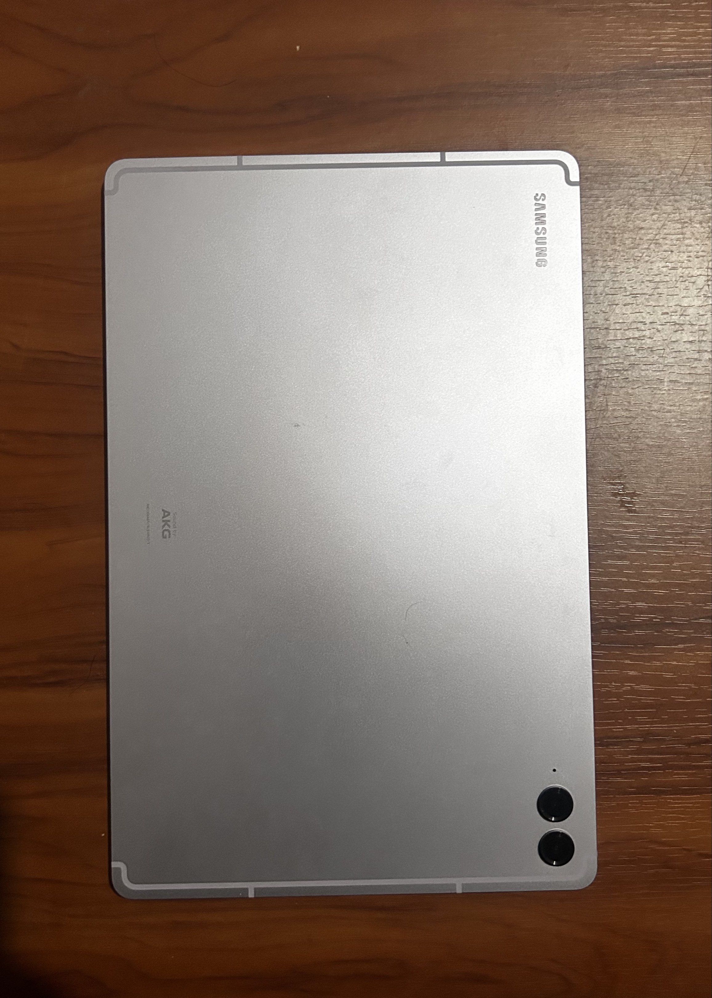 Samsung Tab S9 FE+ 5g (Category: Android) located in Caloocan City. Submitted by sanielremo54533 (Listing ID 1419520309, Image 2). Description: Samsung Galaxy Tab S9 FE+ 5G – your ultimate portable productivity beast! Feast your eyes on the vibrant 12.4-inch display perfect for streaming or work, bundled S Pen for effortless notes and sketches, rugged IP68 water/dust protection, speedy 5G for staying connected anywhere, massive 10,090mAh battery 