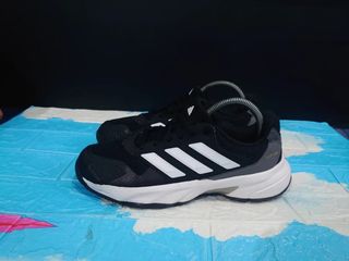 1,000+ Sepatu bola adidas original Dijual | Olah Raga | Carousell