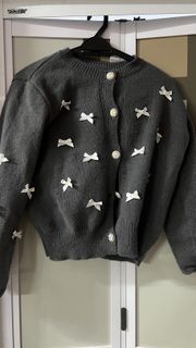 (Category: ) located in . Submitted by pretty.much.preloved (Listing ID 1419502805, Image 1). Description: .