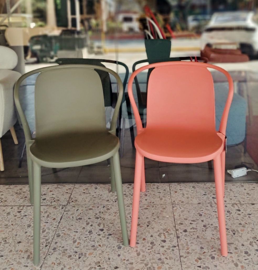 Stackable Modern Plastic Dining Chairs tables and furniture for cafe (Category: Chairs) located in San Juan City. Submitted by modliving (Listing ID 1419421618, Image 1). Description: Modern, Minimalist, Industrial Barstool or highchair for restaurant dining chair use. we have more than 100++ chairs and restaurant furnitures BEST PRICE GUARANTEED!! Items on stock, no waiting. We have the widest selection of Chairs and tables with stock on hand. B