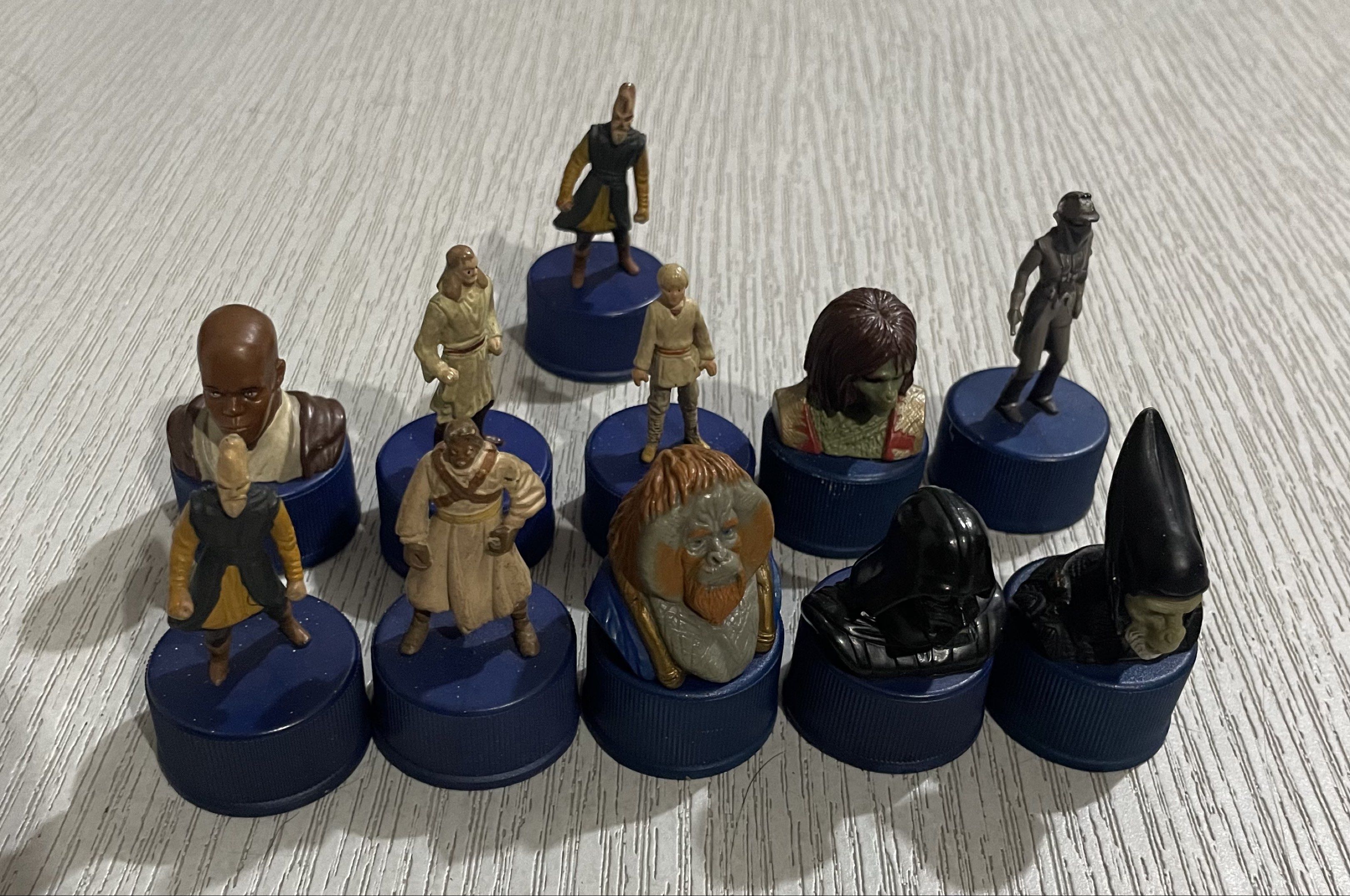 Star Wars Figurines Set (Category: Figurines & Statues) located in Caloocan City. Submitted by jetcon (Listing ID 1419501616, Image 1). Description: - Star Wars figurine set. - Each figurine mounted on a blue bottle cap. - Features characters like Darth Vader and Mace Windu. - From a promotional campaign or collectible series. - Perfect for Star Wars enthusiasts and collectors. Take All for 2,499 10+1 .