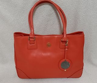 (Category: ) located in . Submitted by sossythrift (Listing ID 1419545088, Image 1). Description: .