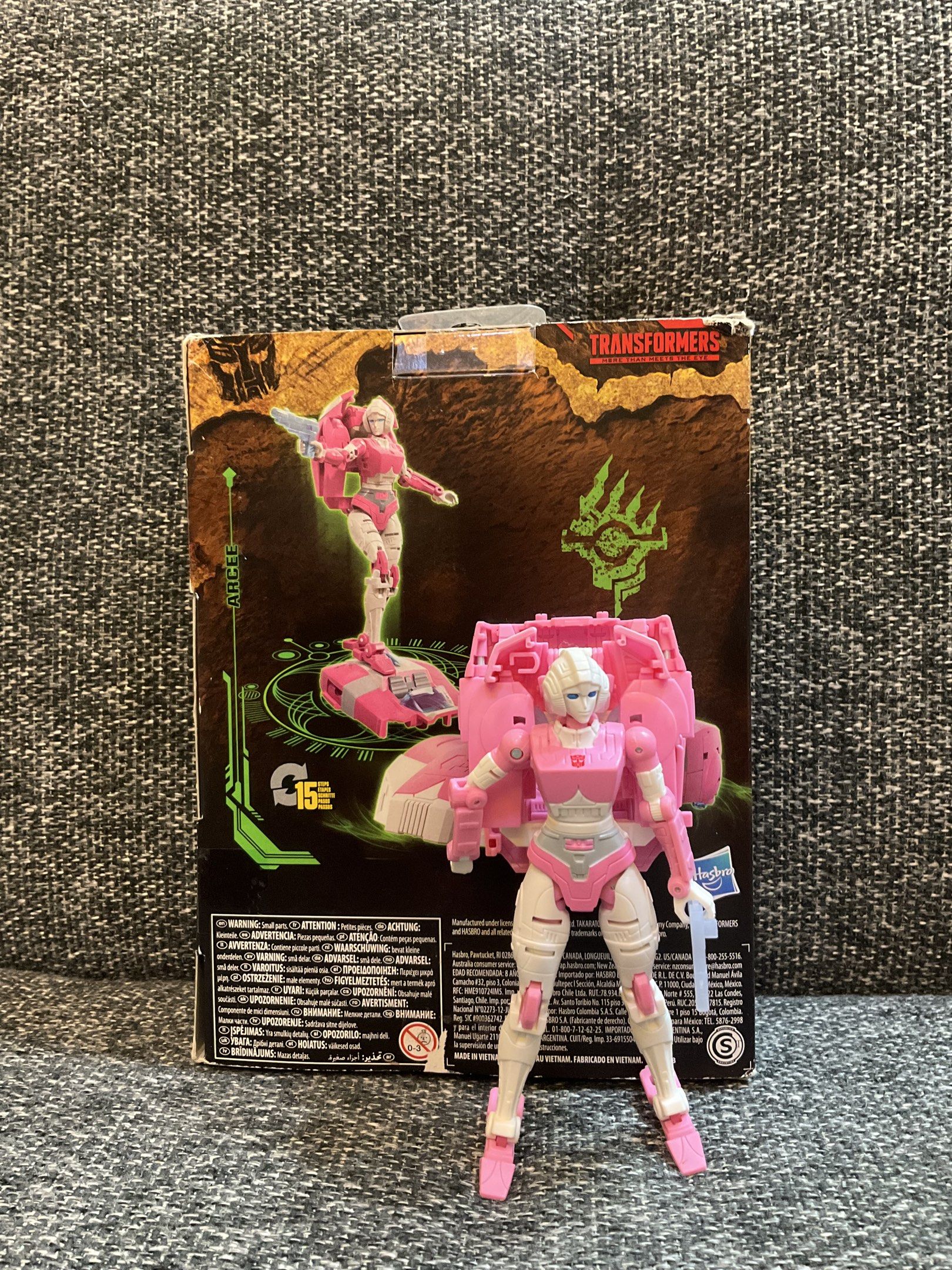 Transformers Generations Arcee (Category: Figurines & Statues) located in Manila. Submitted by tiggershop21 (Listing ID 1419511350, Image 2). Description: - Transformers Generations War for Cybertron Arcee figure - Box shows some wear and tear - Collectible item - OFFICIAL TAKARA TOMY & Hasbro mop: gcash mod: JnT, Grab, Lalamove.