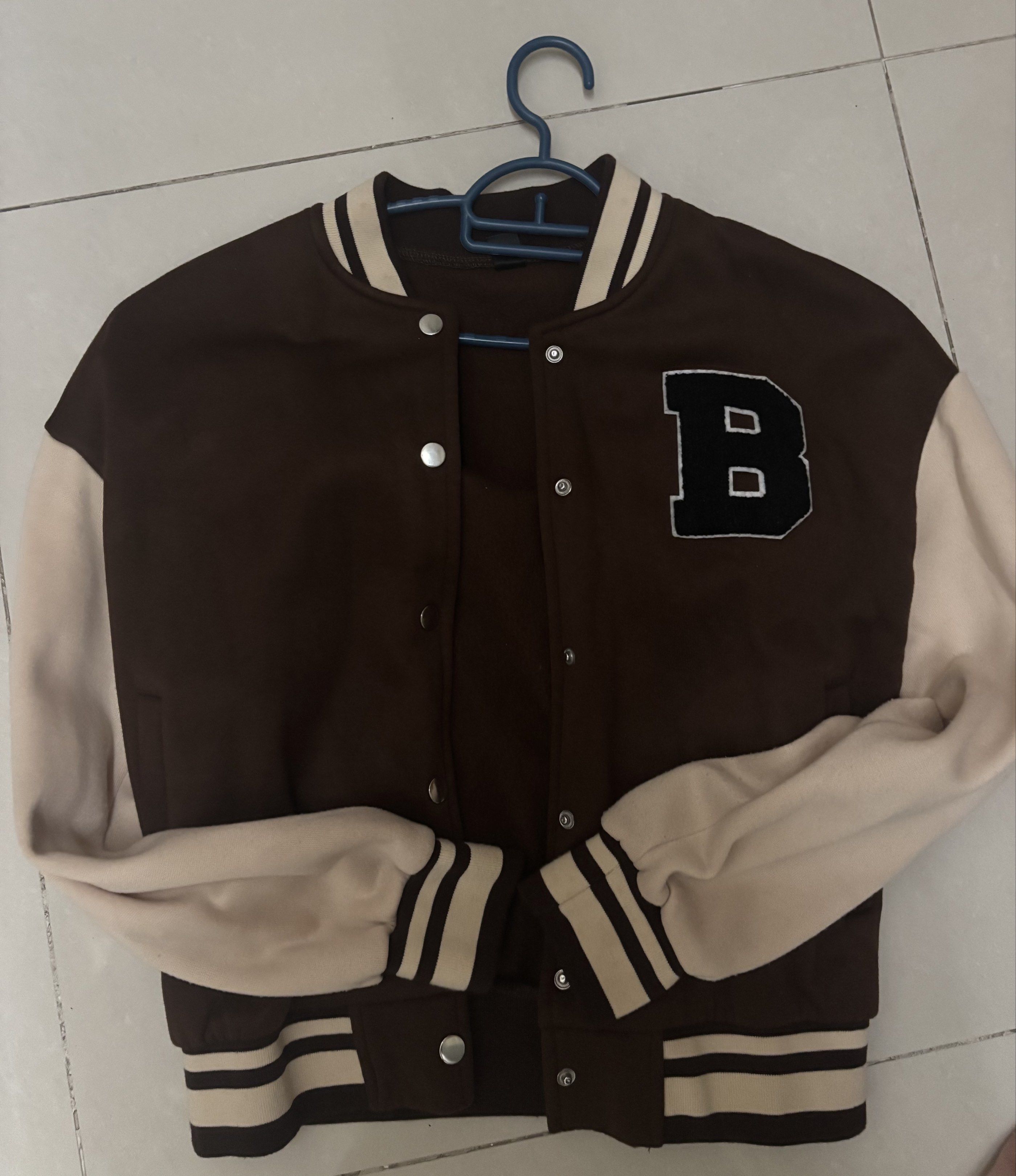Varsity Jacket with 'B' Patch (Category: Coats, Jackets and Outerwear) located in Singapore. Submitted by zimrqn (Listing ID 1419545342, Image 1). Description: .