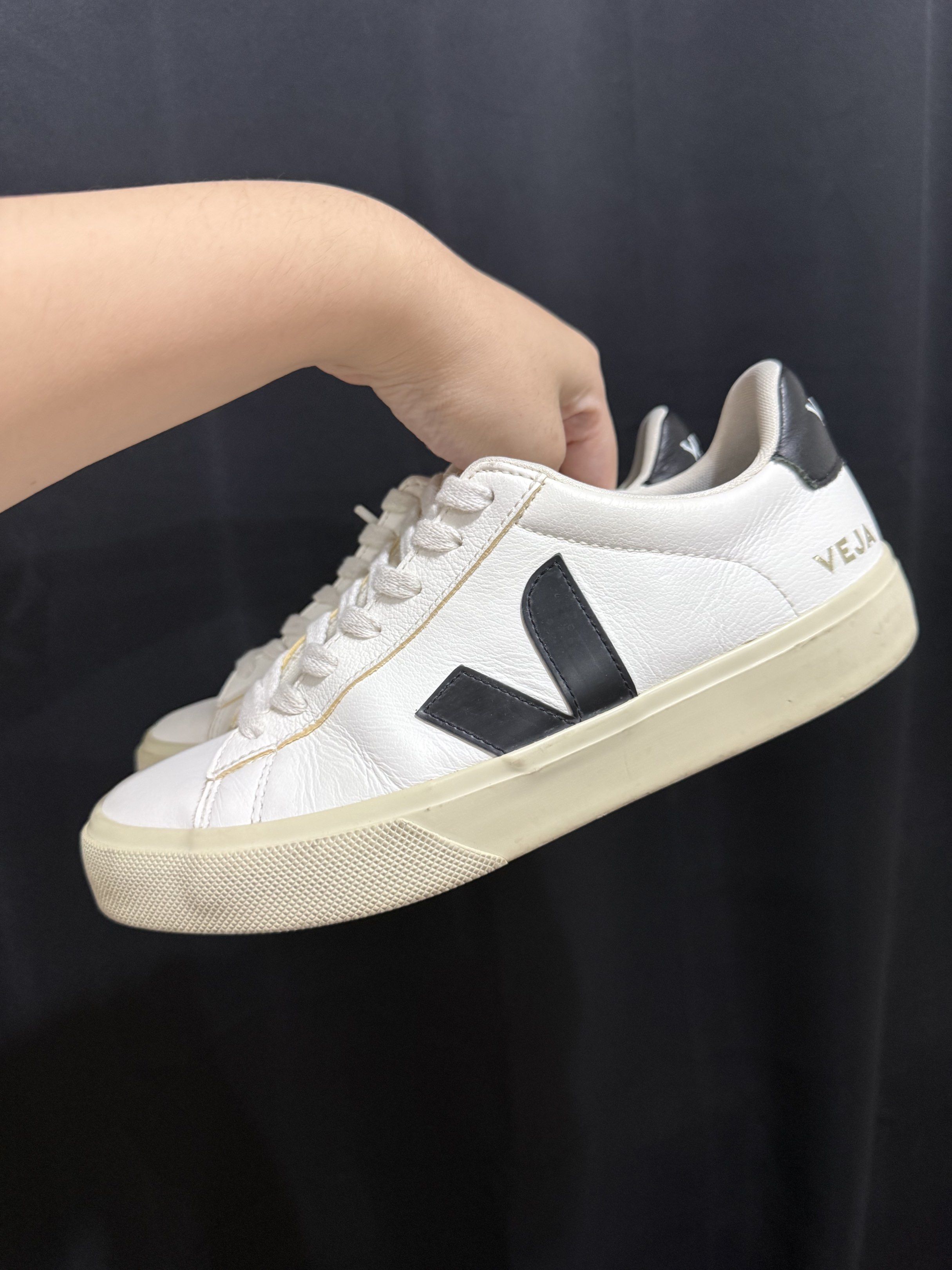 Veja Sneakers Women US8 (Category: Sneakers) located in Cavite. Submitted by cha____r (Listing ID 1419528132, Image 3). Description: Veja sneakers for women Size EU39 / US8 / 25cm With some signs of use but still very much decent to wear 💕.