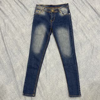 (Kategori: ) berada di . Dikirim oleh ashbloom (ID iklan 1419544750, Gambar 1). Deskripsi: .