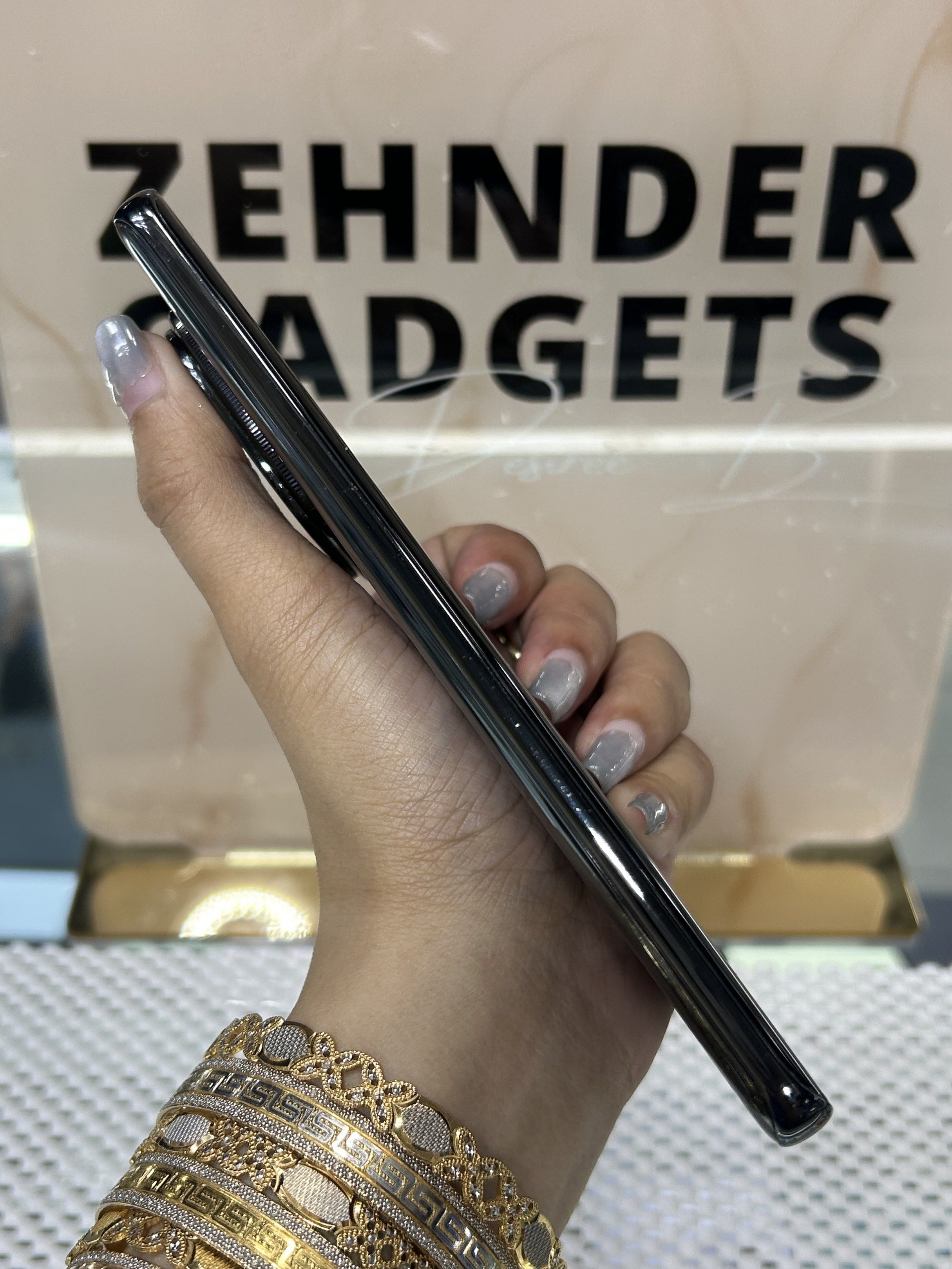 XIAOMI REDMI NOTE 14 PRO + 5G OPENLINE (DUAL SIM) (Category: Xiaomi) located in San Juan City. Submitted by desireebayal96 (Listing ID 1419561713, Image 3). Description: REDMI NOTE 14 PRO + 5G * 16/512GB * DUAL SIM (OPENLINE) * 200 MP * 5110mAh * 120Hz * SNAPDRAGON 7s GEN 3 * CHINA ROM (PERO NAKA GLOBAL VERSION NA) * 97% SMOOTH * NO ISSUE * NO HISTORY OF REPAIR * NO AMOLED BURN * UNIT ONLY OPEN FOR COD SAME DAY DELIVERY PLUS SHIPPING FEE MESSAGE 