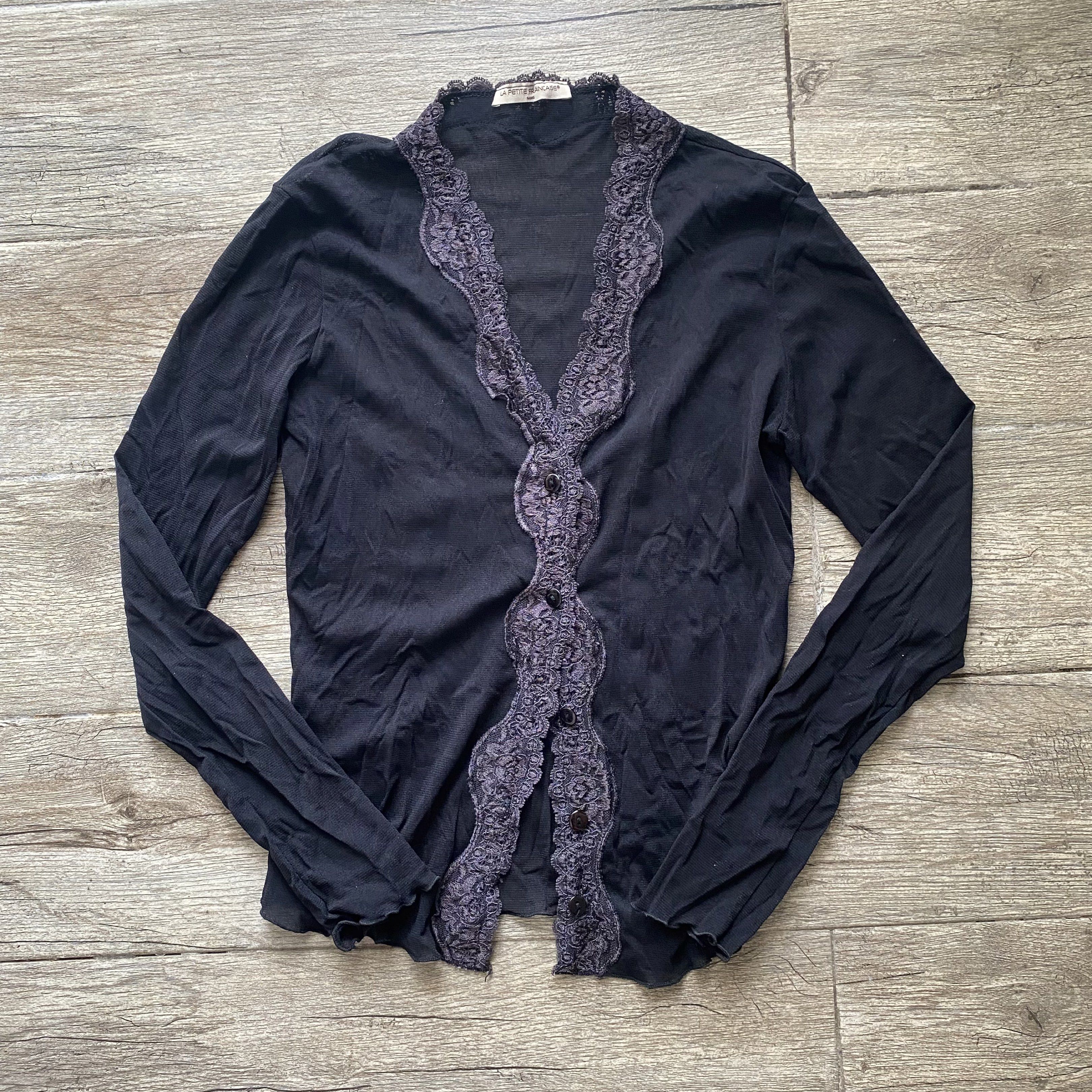 y2k vintage black lace button up top (Category: Longsleeves) located in Cebu City. Submitted by rylscloset (Listing ID 1419445978, Image 1). Description: 💗 super cute 💗 gorgeous lace details 💗 light and comfortable 💗 does not itch!.