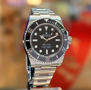 (Category: ) located in . Submitted by davidofftimepieces (Listing ID 1419704848, Image 1). Description: .