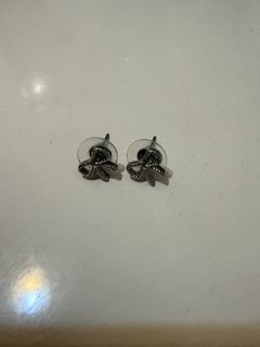 （分類：）位於 。 由 glazedonut93435 提交（商品編號 1419747276，圖片 1）。簡介： 。