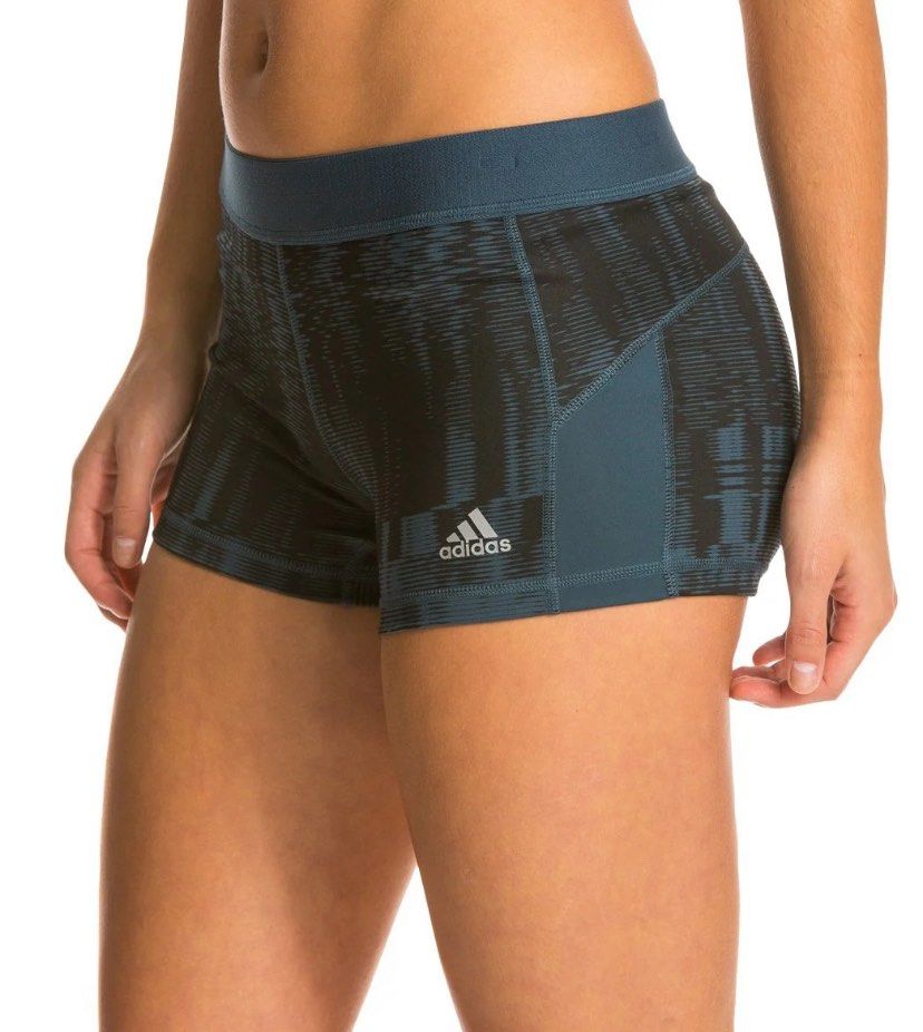 Adidas Techfit Compression Shorts (Category: Activewear) located in Cabuyao City. Submitted by saucycloset (Listing ID 1419635599, Image 1). Description: Adidas Tech Fit Compression Size : Small Dimes : 26-32W 9.5L 9H Condition : Excellent/Wash ✅ Price : 450 📍Cabuyao Laguna.