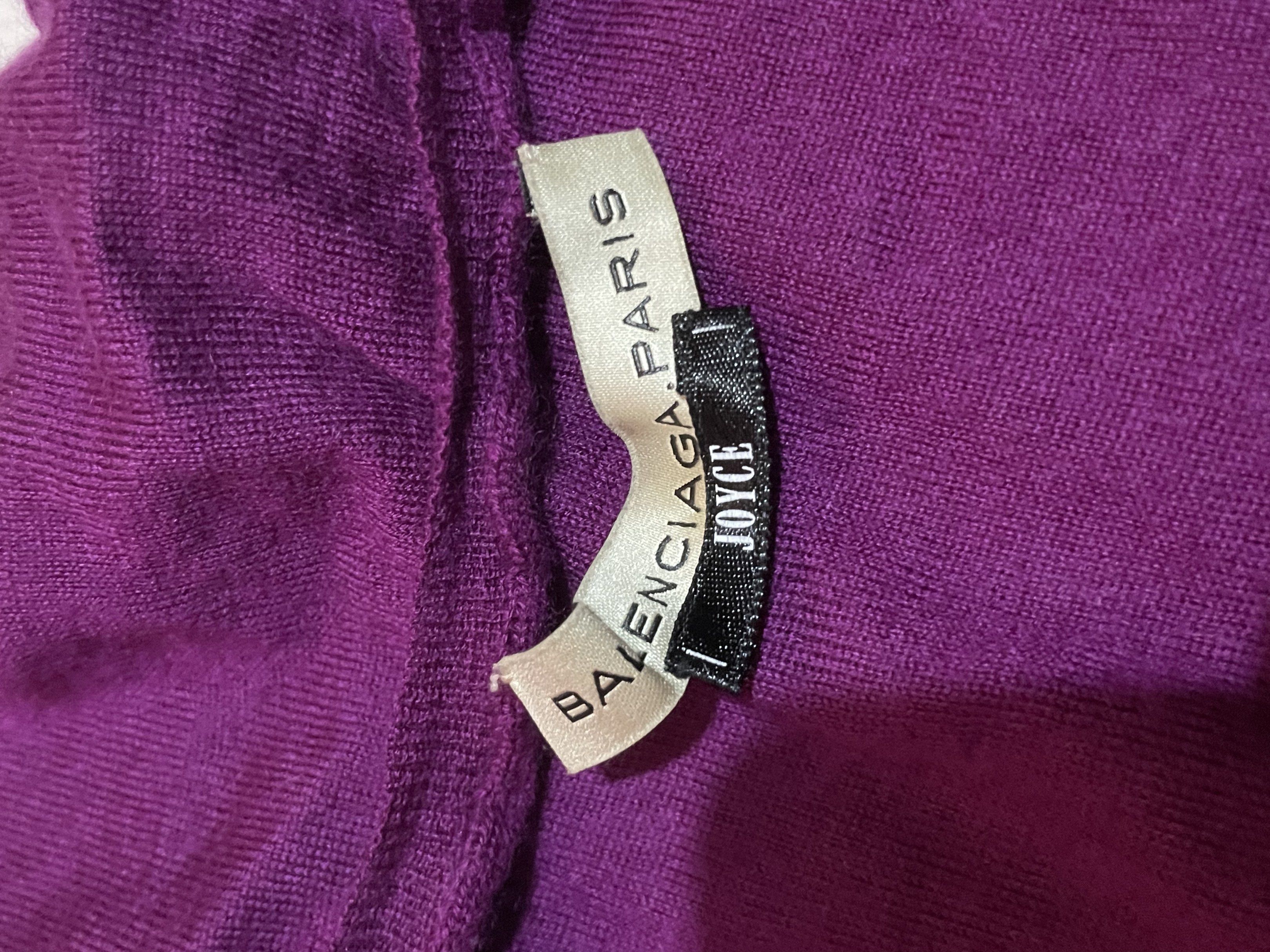 authentic Balenciaga joyce cashmere sweater (Category: Luxury Apparel) located in Manila. Submitted by kerikeridulce (Listing ID 1419748514, Image 3). Description: size 42 Authentic has minor scatches .