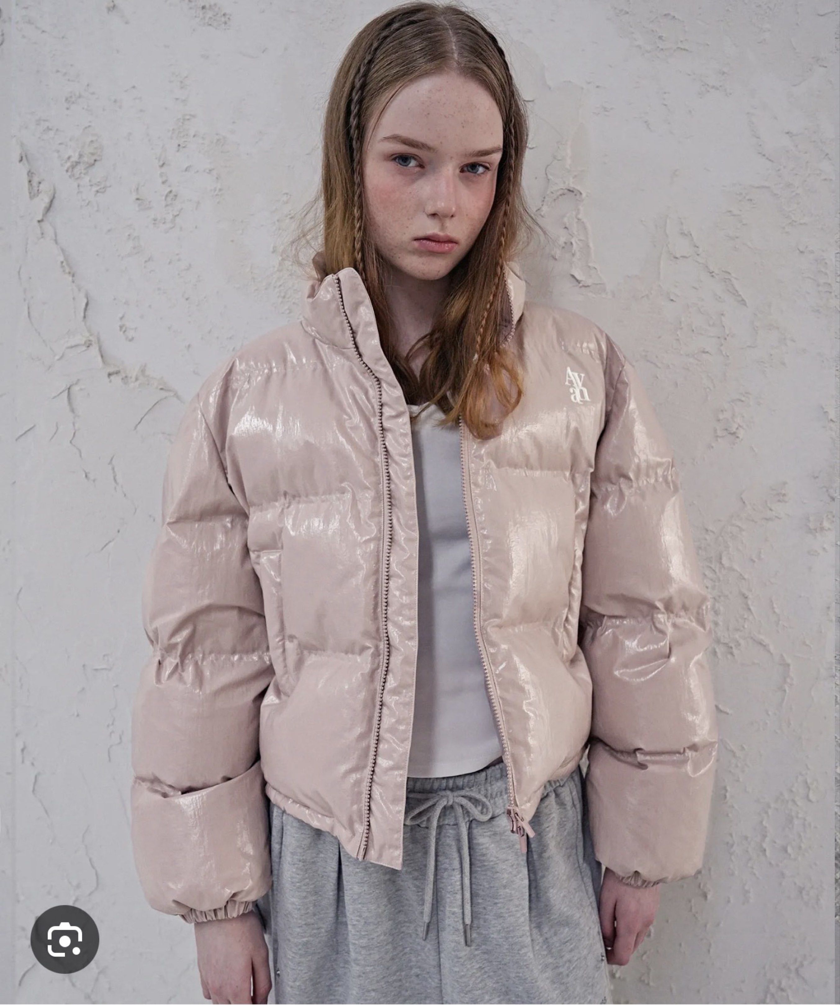 Avandress Moonlight Gloss Puffer Jacket (Category: Coats, Jackets and Outerwear) located in Makati City. Submitted by hjinxxx (Listing ID 1419647459, Image 1). Description: - Avandress Moonlight Gloss Puffer Jacket - Pink color - Cropped design - Glossy finish - High collar - Zipper closure - Avandress logo on chest and at the back - Perfect for a modern, minimalist look -Bought in South Korea - Original price: 118,000 won - Used once only .