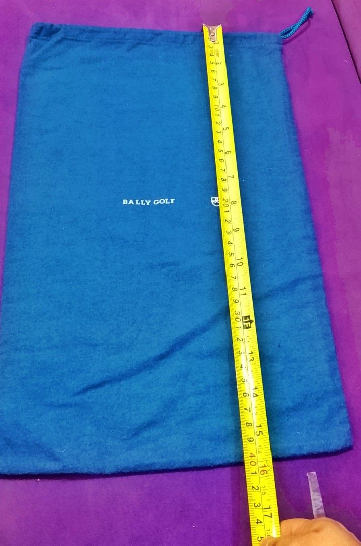 Bally Golf Dust Bag (Category: Luxury Accessories) located in Cabanatuan. Submitted by miss.maia (Listing ID 1419755918, Image 1). Description: - Authentic Bally Golf dust bag - Color: Blue - Features a drawstring closure - Approximately 17 inches in length - Made of a soft, felt-like material - Ideal for protecting your golf accessories.