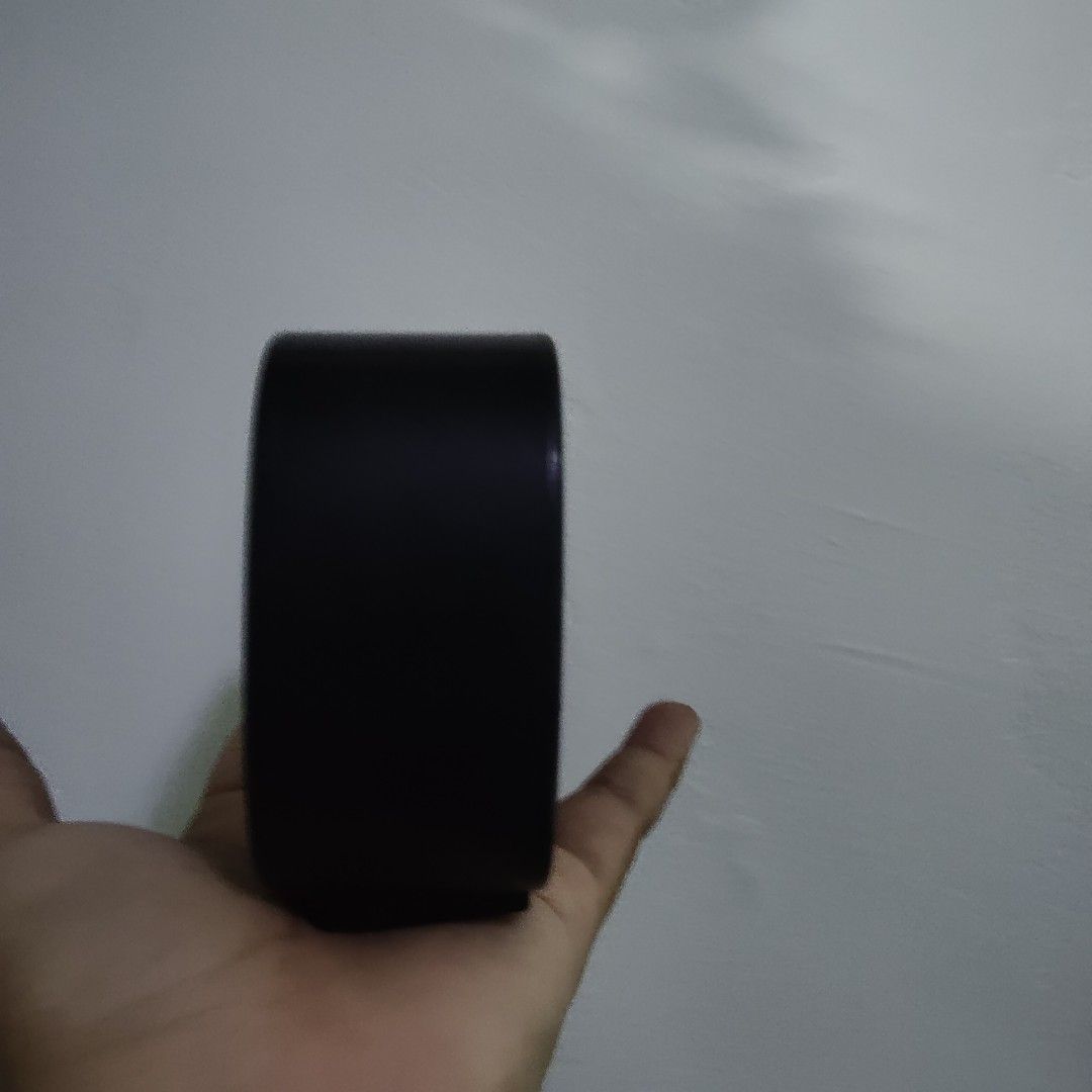 Black Analog Alarm Clock (Category: Clocks) located in Catbalogan. Submitted by jpnsrpls (Listing ID 1419654484, Image 3). Description: - Black analog alarm clock - Simple design - White numbers and hands on a black face - Basic and functional.