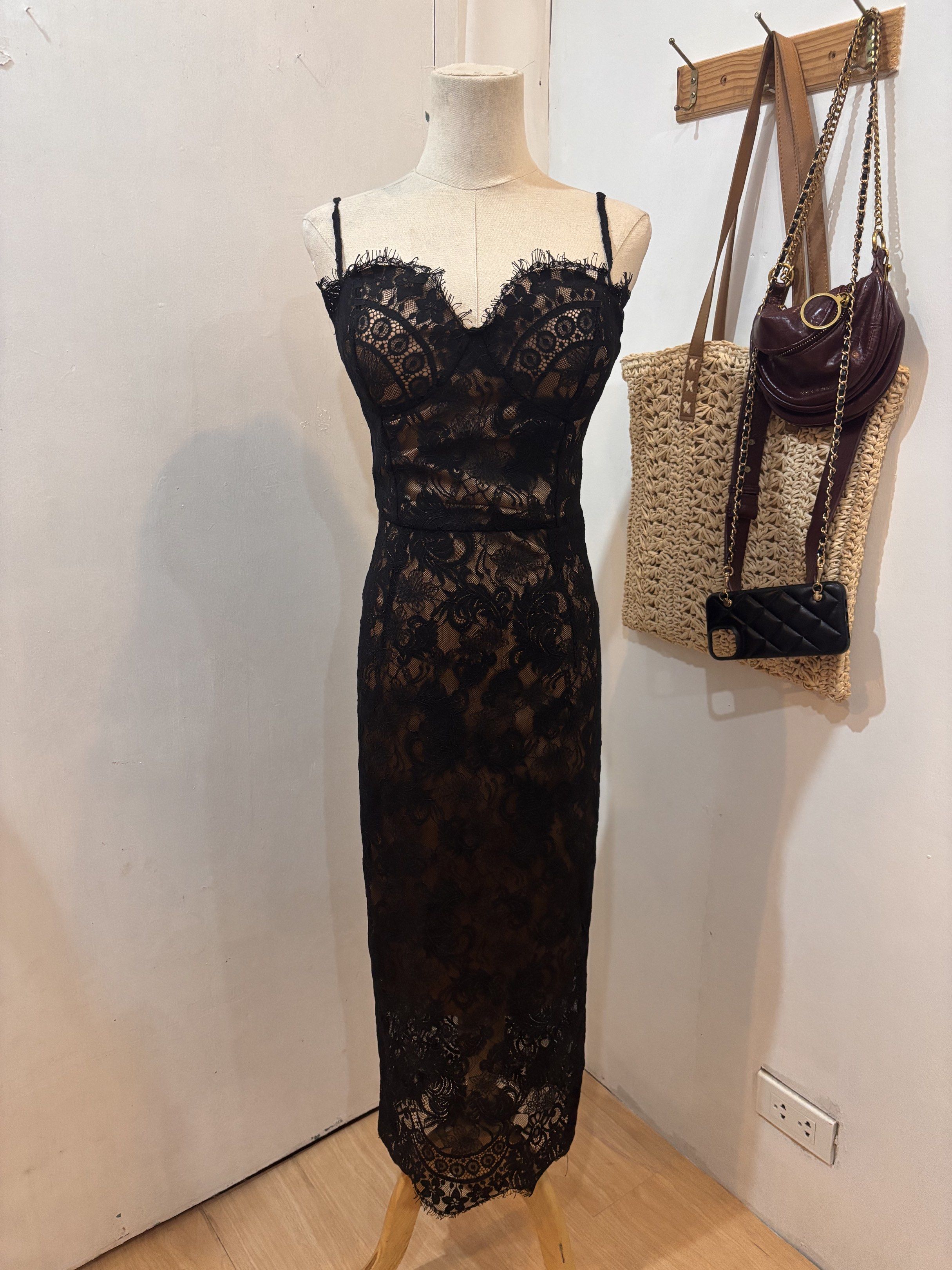 Black Lace Midi Dress (Category: Dresses) located in Legazpi City. Submitted by sherrysph (Listing ID 1419645209, Image 1). Description: - Black lace midi dress - Delicate spaghetti straps - Flattering silhouette - Fully lined - Scalloped neckline and hemline - Midi length (below the knee) - Perfect for special occasions.