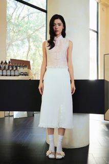 (Category: ) located in . Submitted by stylemarketsg (Listing ID 1419741923, Image 1). Description: .