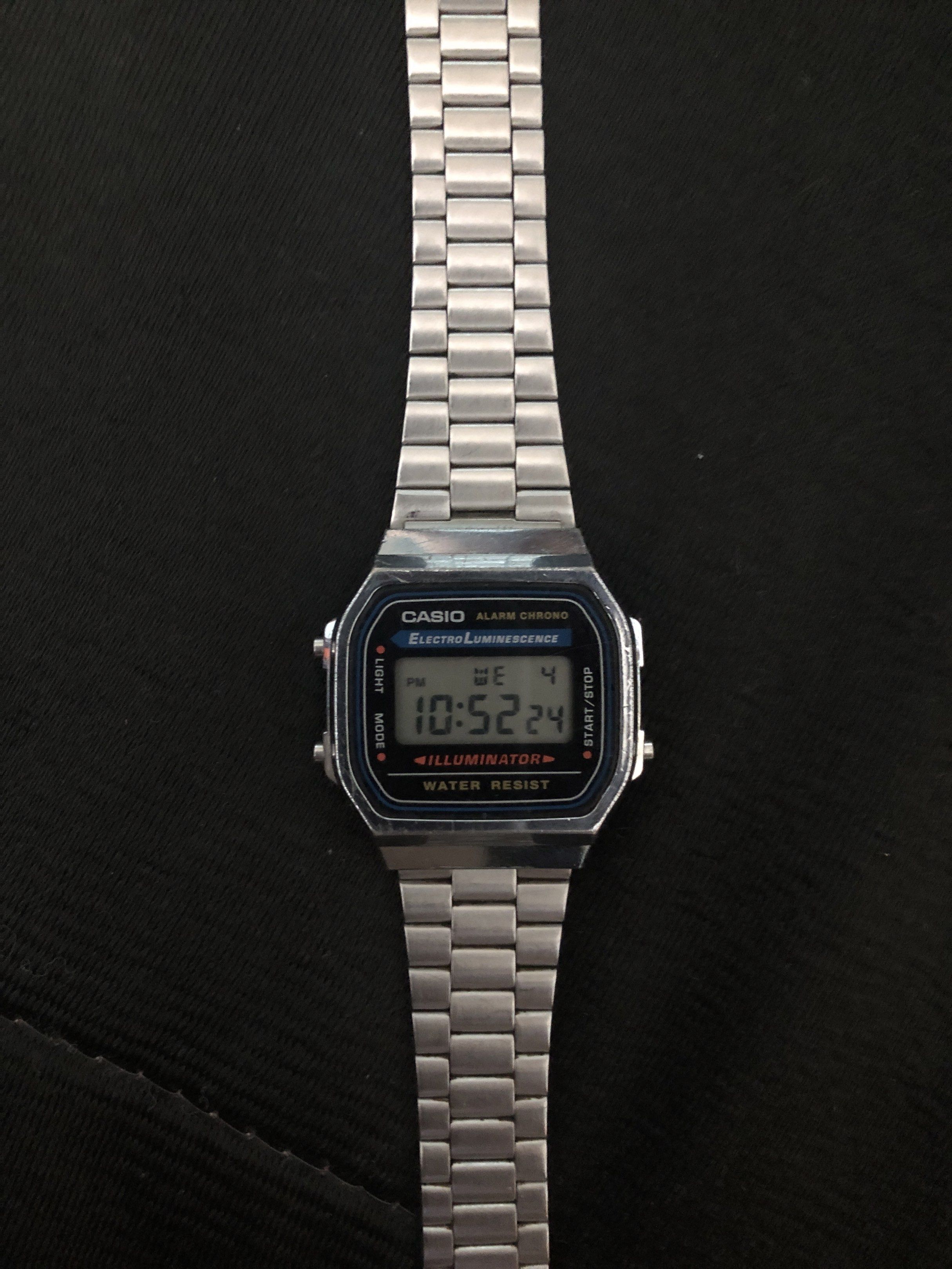 Casio Digital Watch (Category: Men's Watches) located in Manila. Submitted by commandercinnabutt (Listing ID 1419742452, Image 2). Description: - Classic Casio digital watch - Stainless steel band - Digital display: time, day, date - Water-resistant - Illuminator feature - Silver case and band Swipe through the photos for more item details ✨ Payment via GCash only. Shipping fee is shouldered by the buyer..