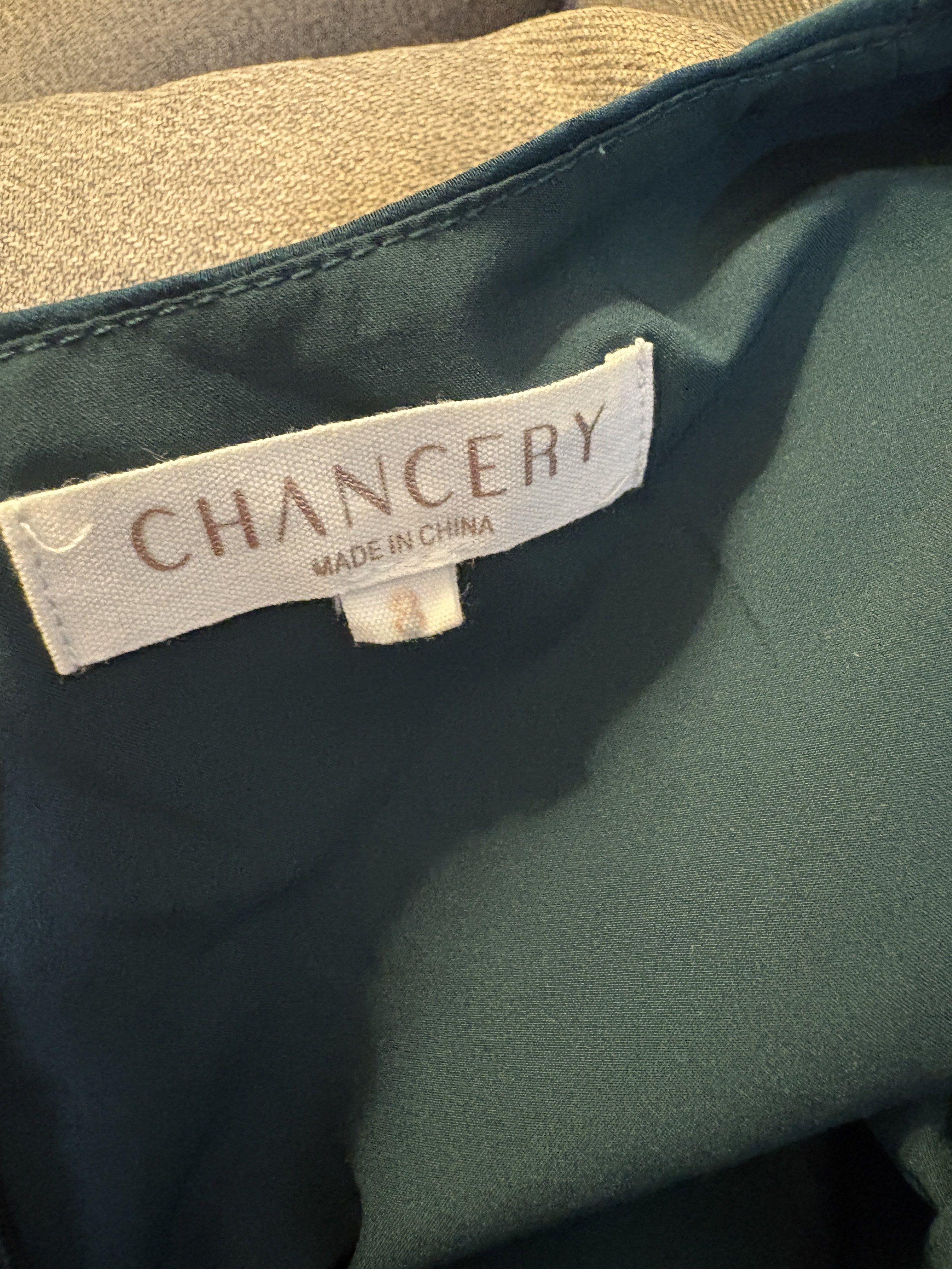 Chancery Emerald Green Maxi Dress (Category: Dresses) located in Pasay City. Submitted by apgavi (Listing ID 1416260511, Image 3). Description: - Emerald green maxi dress - Flattering silhouette - High slit on one side - Suitable for formal events - Slight sheen fabric -Used only once to attend a wedding.