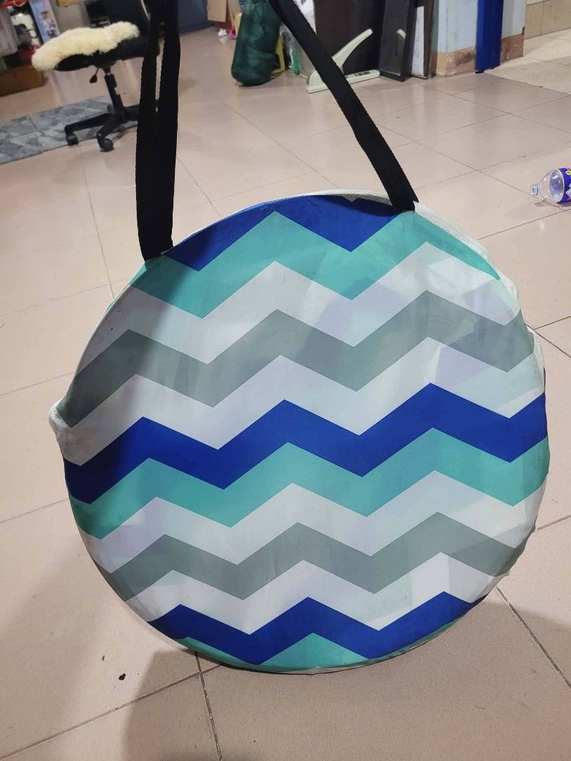 Chevron Pattern Play Tent (Category: Infant Playtime) located in Sablan. Submitted by gongonshelley12 (Listing ID 1419596855, Image 3). Description: PRICE 2000 JAPAN ITEM POP UP TENT DI NA KELANGAN NAG BUO BUO PA.. ITO BUBUKSAN NALANG PWEDE NA AGAD MAGAMIT.. LIKE NEW CONDITION.