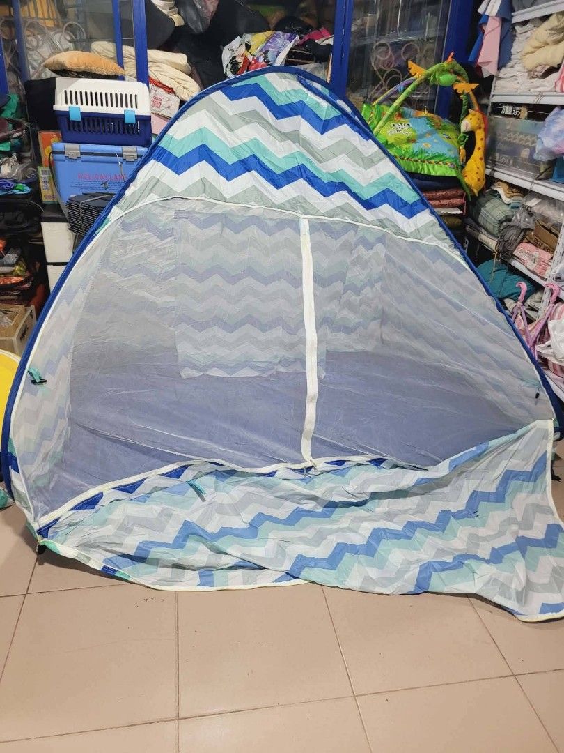 Chevron Pattern Play Tent (Category: Infant Playtime) located in Sablan. Submitted by gongonshelley12 (Listing ID 1419596855, Image 1). Description: PRICE 2000 JAPAN ITEM POP UP TENT DI NA KELANGAN NAG BUO BUO PA.. ITO BUBUKSAN NALANG PWEDE NA AGAD MAGAMIT.. LIKE NEW CONDITION.