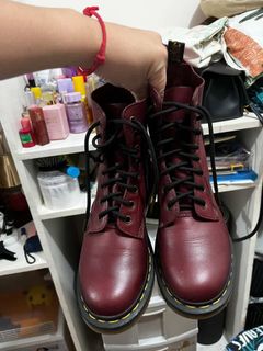 (Category: ) located in . Submitted by ambroseeeeee (Listing ID 1419689598, Image 1). Description: .