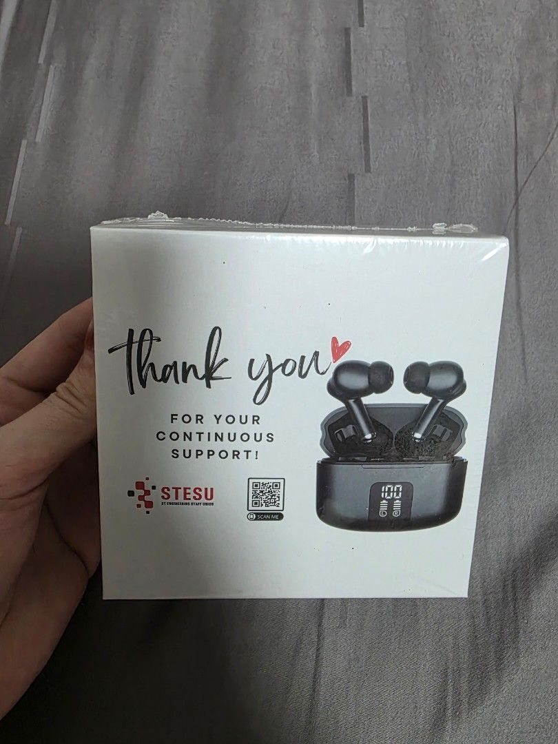 Wireless earphones65561356400771110