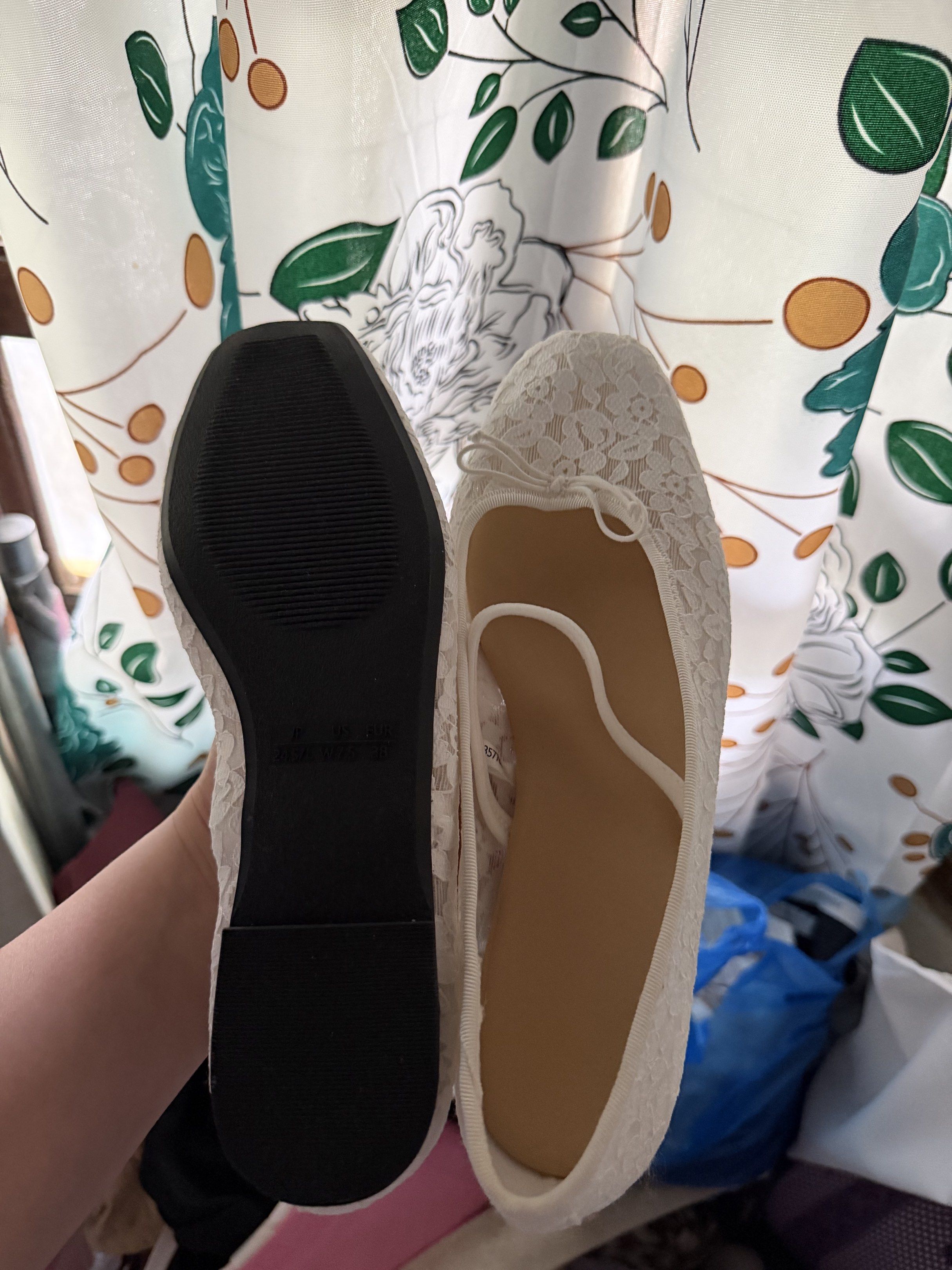 GU doll shoes (Category: Flats & Sandals) located in Manila. Submitted by daaaann (Listing ID 1419657501, Image 2). Description: FRESH FROM 🇯🇵 • Ballet flats in white lace 🤍🩰 For only ₱750 🦢Size: 40 🦢 Measured using medida 10inch BRANDNEW .