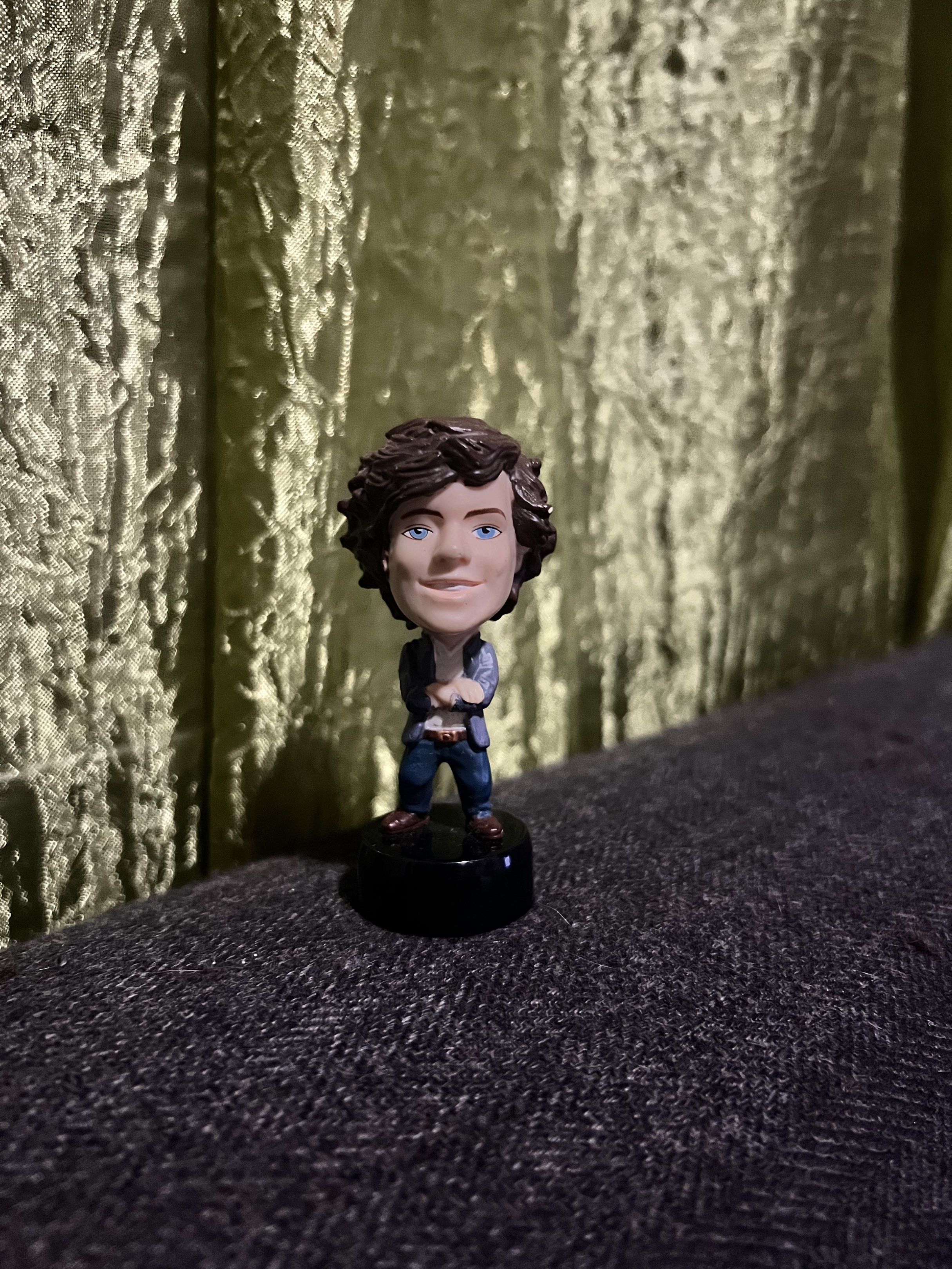 Harry Styles Bobblehead Figurine (Category: Figurines & Statues) located in Manila. Submitted by ponyows (Listing ID 1419632623, Image 1). Description: One Direction Harry Styles mini figure (Official merchandise) -no box mop: gcash/bpi mod: lalamove / j&t location: sampaloc manila no return & refund.