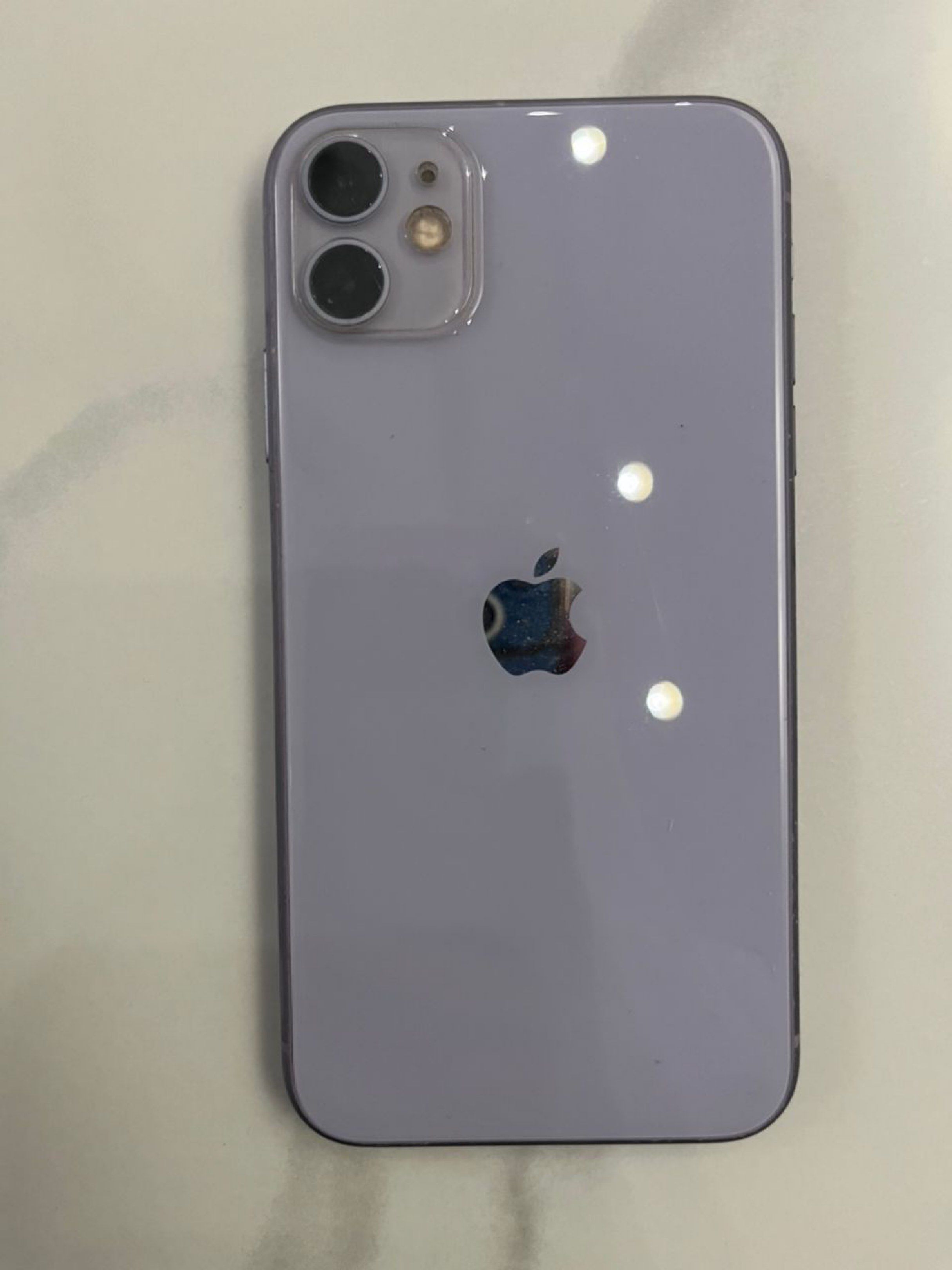 Iphone 11 (Category: iPhone 11 Series) located in Kuala Lumpur. Submitted by hxzzzz (Listing ID 1419635521, Image 3). Description: .
