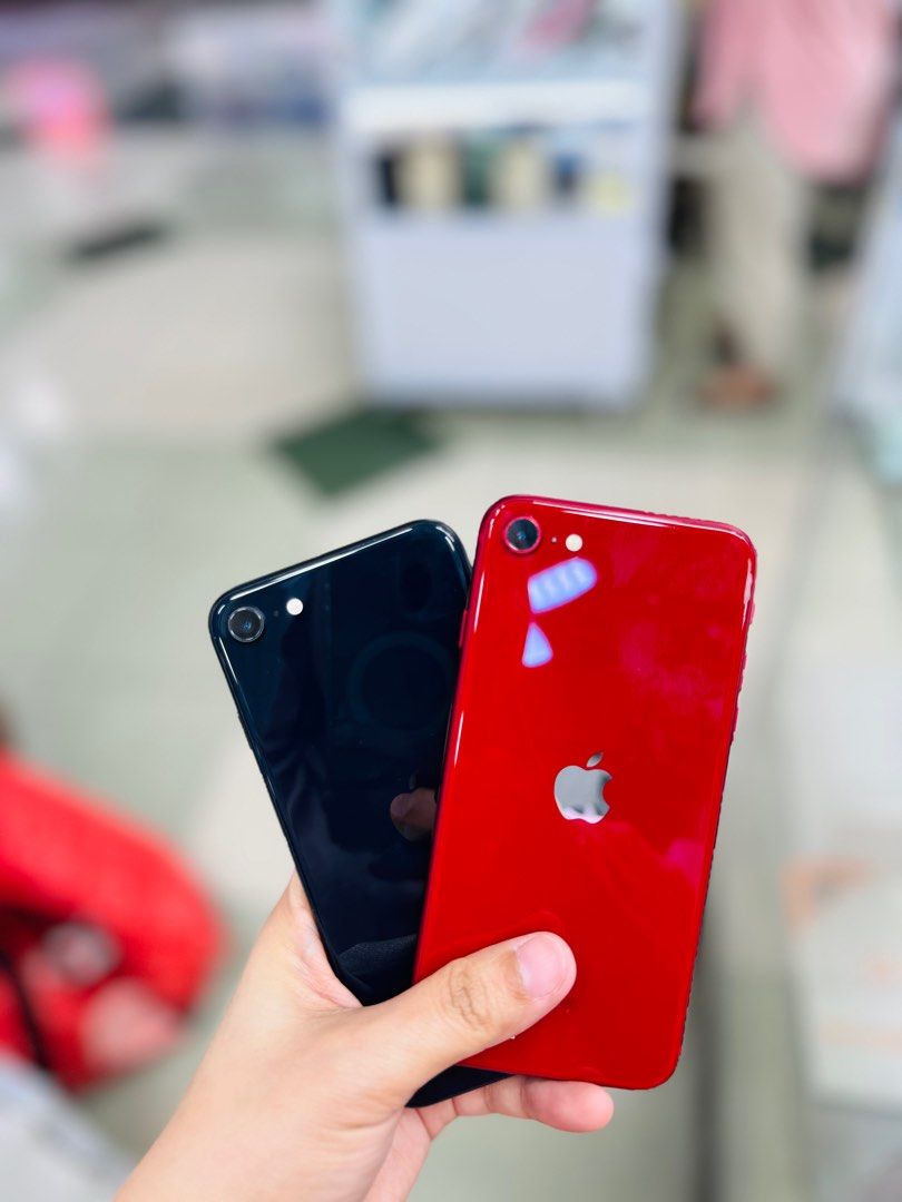 Iphone SE 2022 128GB 88BH no issues Openline (Category: iPhone SE Series) located in San Juan City. Submitted by najihahtelecomshop2018 (Listing ID 1419760043, Image 1). Description: Legit Store | Original unit FOR SALE | TRADE / SWAP ▫️INSTALLMENT thru: 🔸Credit Card (straight / installment) 🔸Ggives / Gcredit + 6% interest 🔸Spay Later + 6% interest (RFS: Buy and Sell any kinds of Gadgets) Description: iPhone se 2022 128GB ( other GB are also a