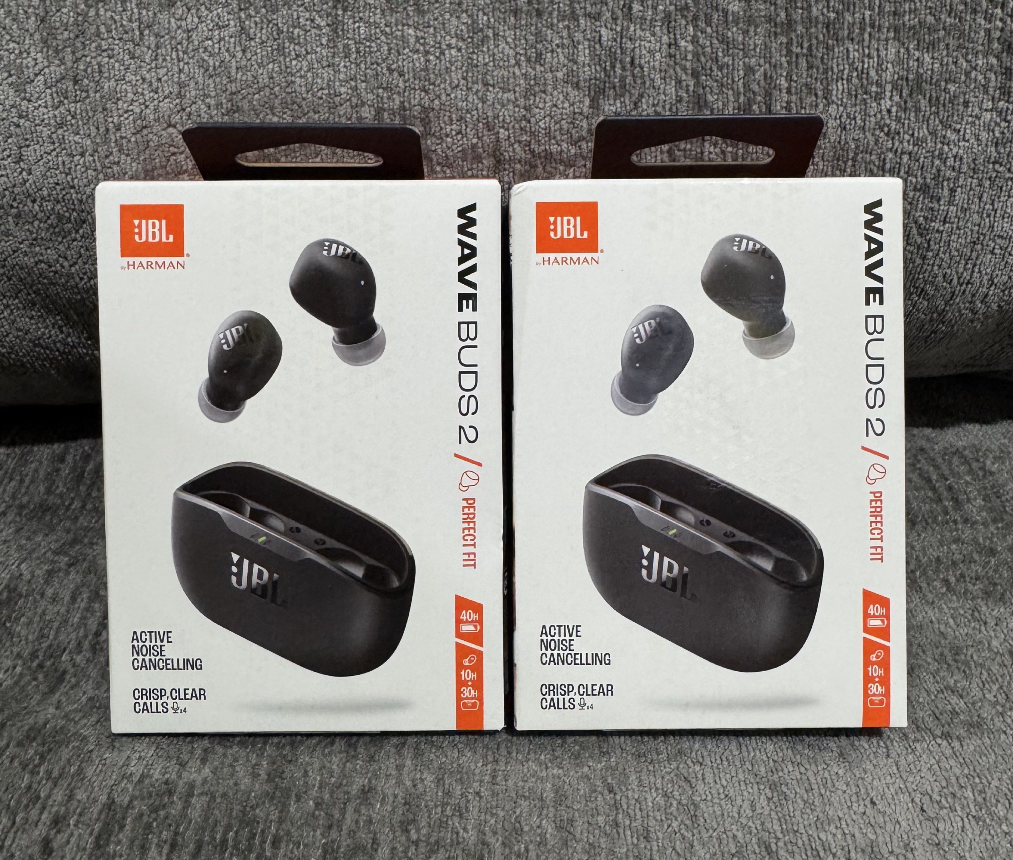 JBL Wave Buds 2 True Wireless. Noise Cancelling Earbuds Black (Category: Earphones) located in Makati City. Submitted by jc.cuerdo (Listing ID 1419667253, Image 1). Description: JBL Wave Buds 2 True Wireless. Noise Cancelling Earbuds Black SPECIFICATIONS Driver size (mm): 8 Number of Microphones: 4 Driver sensitivity at 1kHz/1mW (dB): 100 dB SPL Dynamic frequency response range (Hz): 20 Hz - 20 kHz Impedance (ohms): 16 ohm Charging Case Weight (g