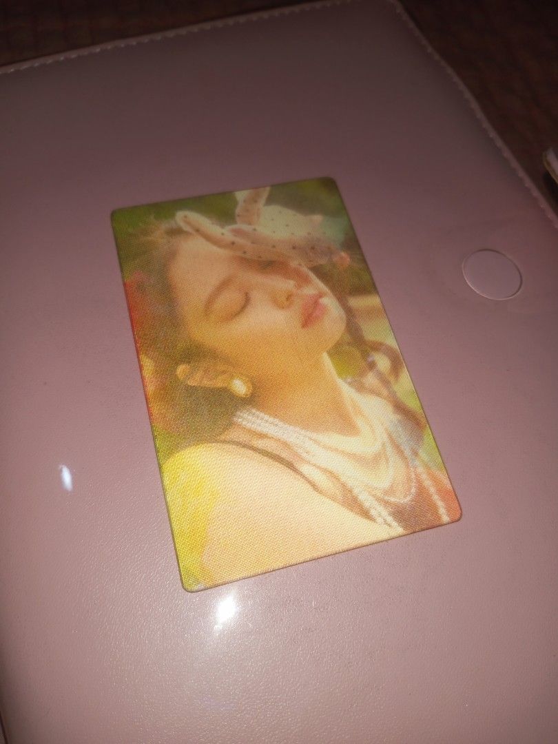 Jennie Solo Rare Lenticular Pob (Category: K-Wave Merchandise) located in Davao. Submitted by paulinemarie13 (Listing ID 1419593247, Image 2). Description: Jennie rare lenticular pob photocard. A must-have collectible for Jennie fans!.