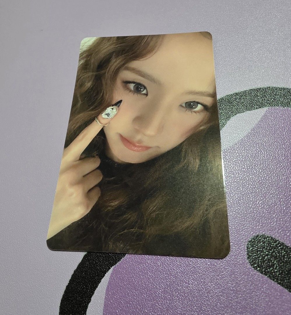 JISOO (Blackpink) Amortage Exclusive pc (Category: K-Wave Merchandise) located in Quezon City. Submitted by gingermanansala (Listing ID 1419704193, Image 1). Description: 100% authentic, in mint condition..