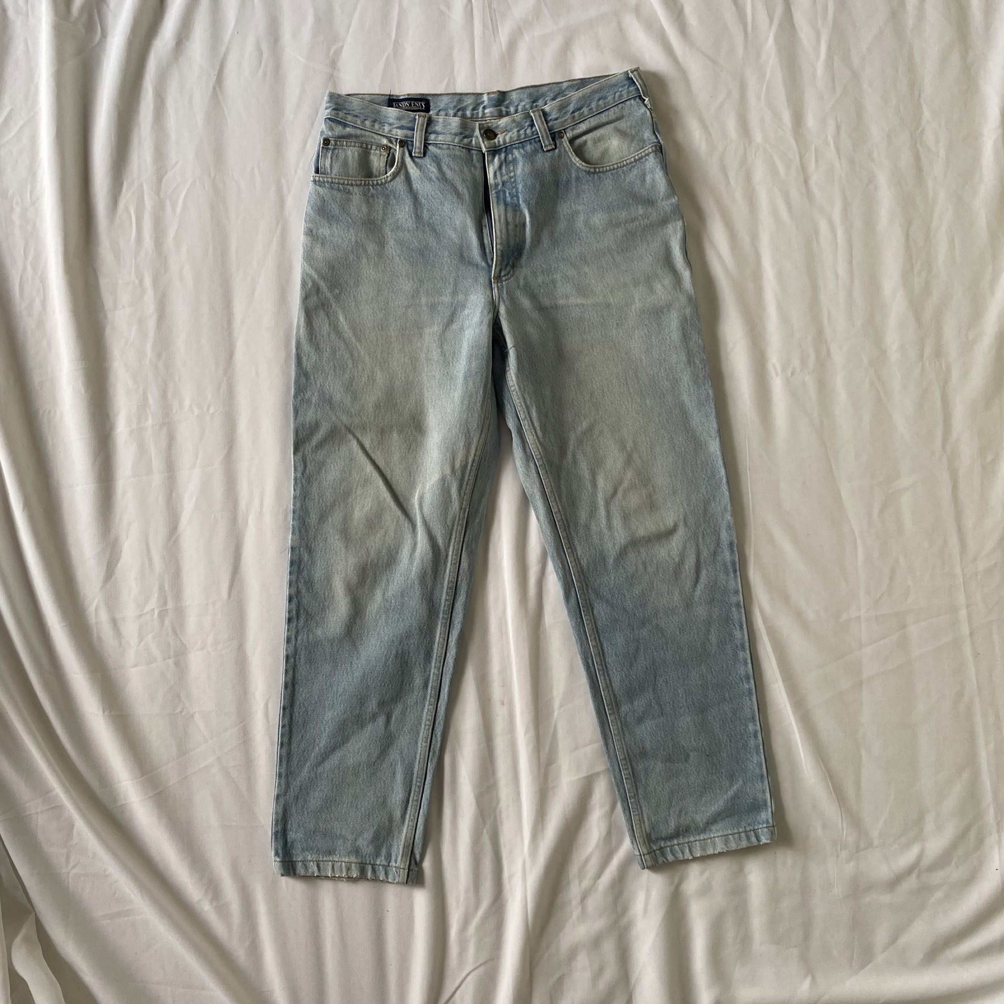 Lands' End Light Wash Jeans - Size 33 (Category: Jeans) located in Makati City. Submitted by quickfinds (Listing ID 1419597523, Image 1). Description: - Lands' End jeans - Size: 33 regular - Straight leg.