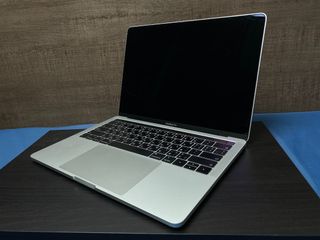 由 hpk25565 (刊登 ID 1419728787，圖片 1) 提交，位於 的 (類別：)，說明：。